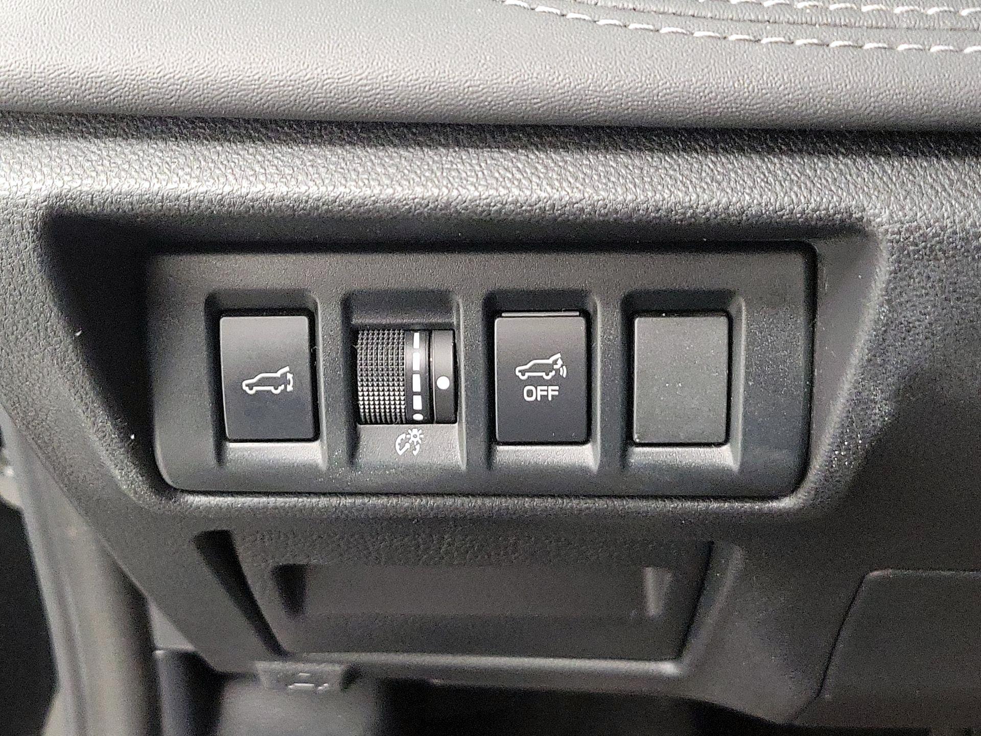 Thumbnail: 2020 Subaru Outback - 13