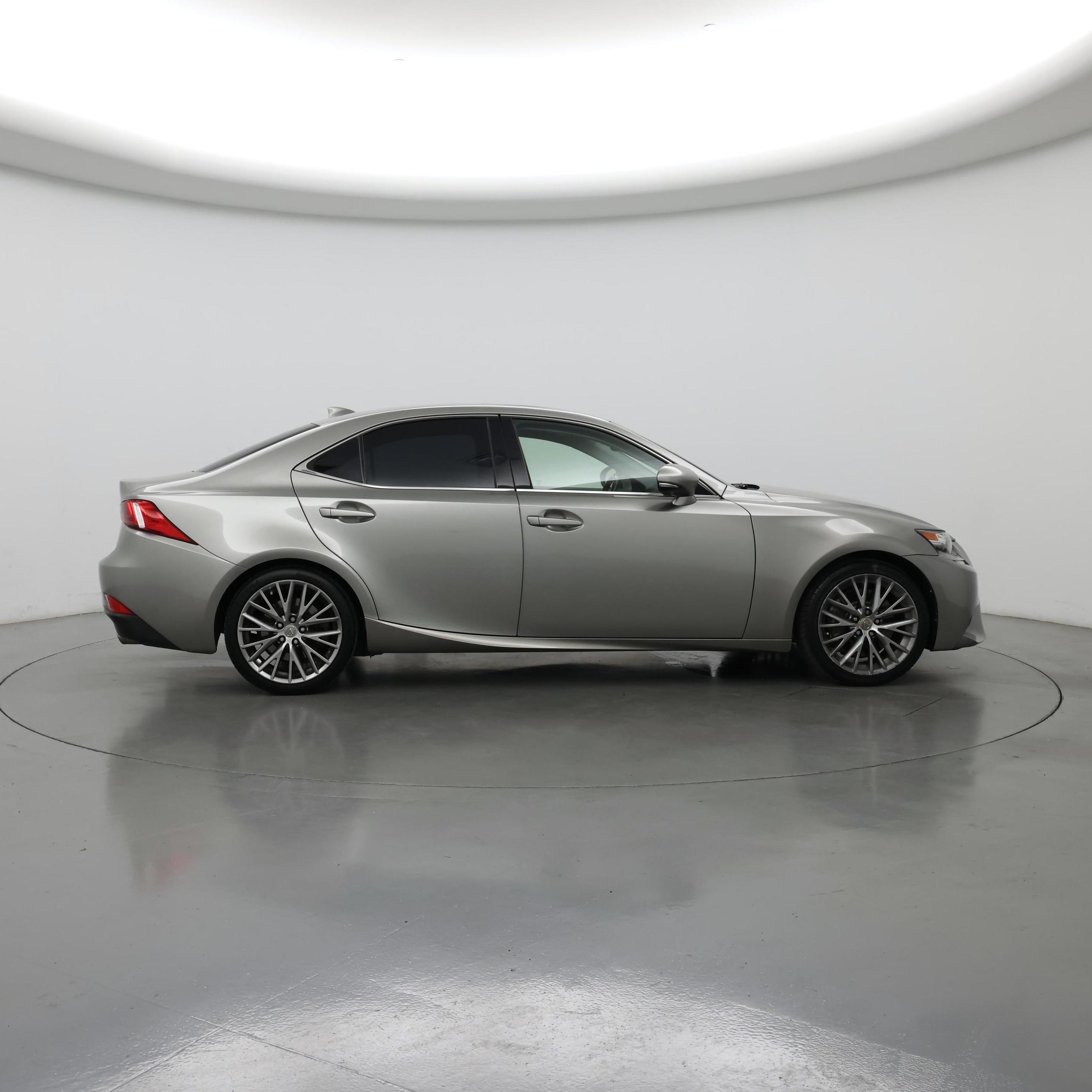 Thumbnail: 2016 Lexus IS - 7