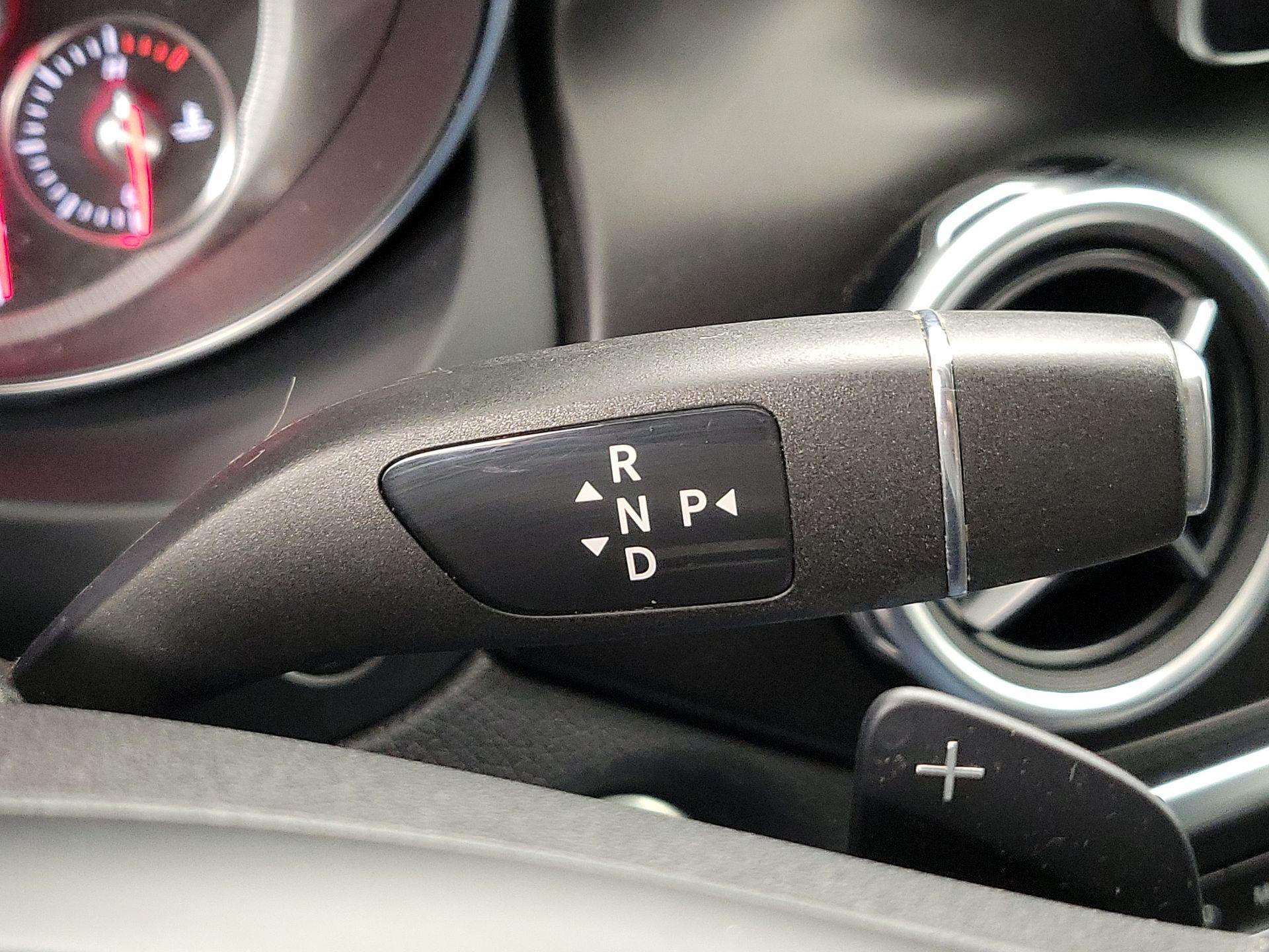 Thumbnail: 2019 Mercedes-Benz GLA - 17