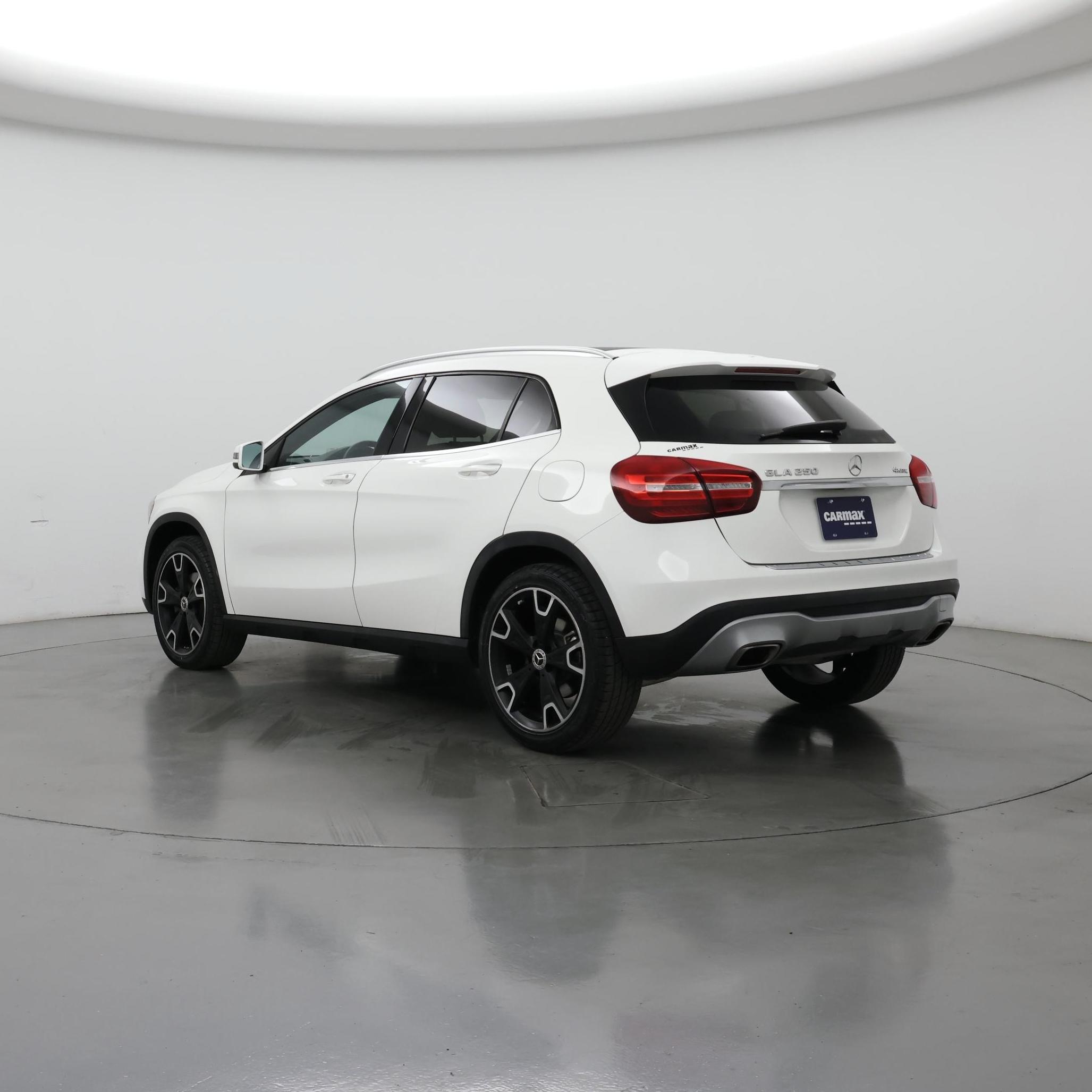 Thumbnail: 2019 Mercedes-Benz GLA - 2