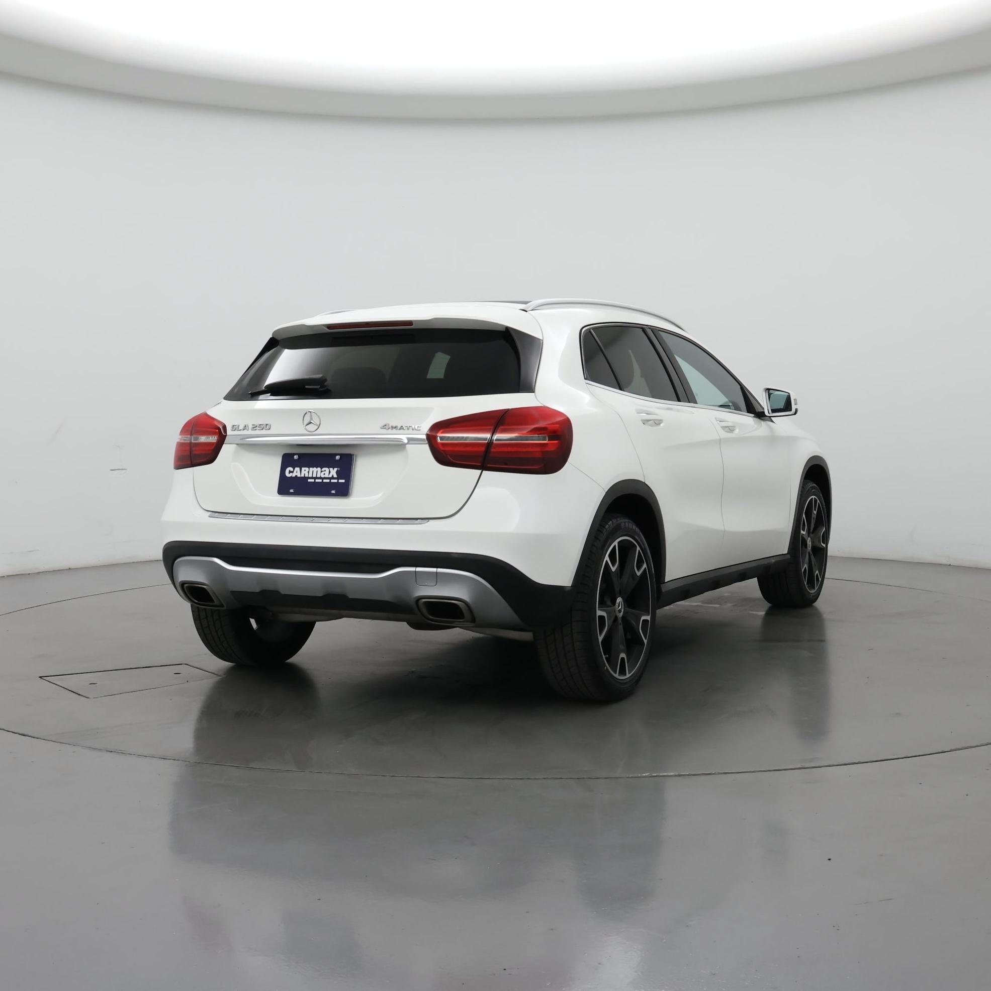 Thumbnail: 2019 Mercedes-Benz GLA - 8