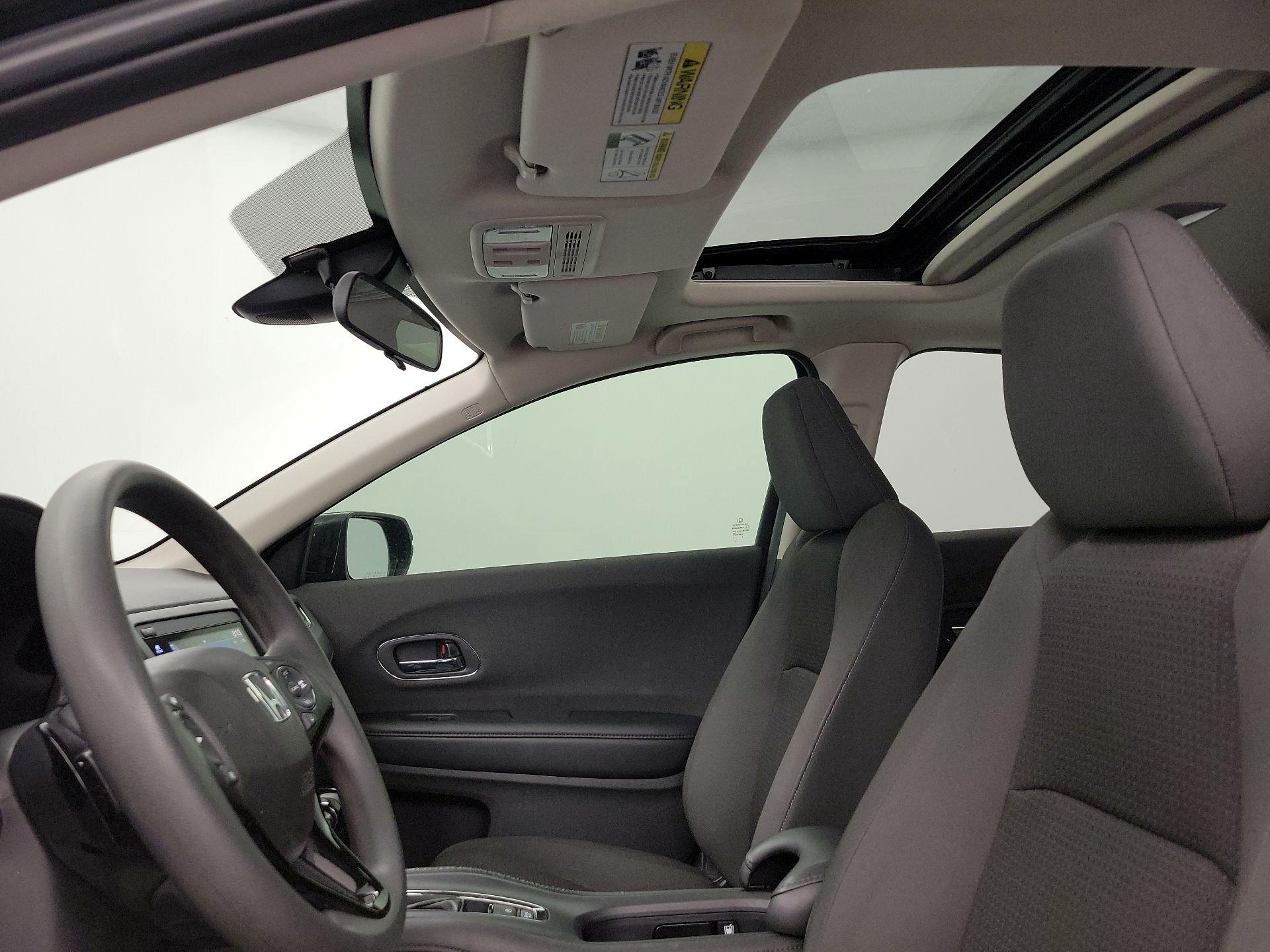 Thumbnail: 2019 Honda HR-V - 19