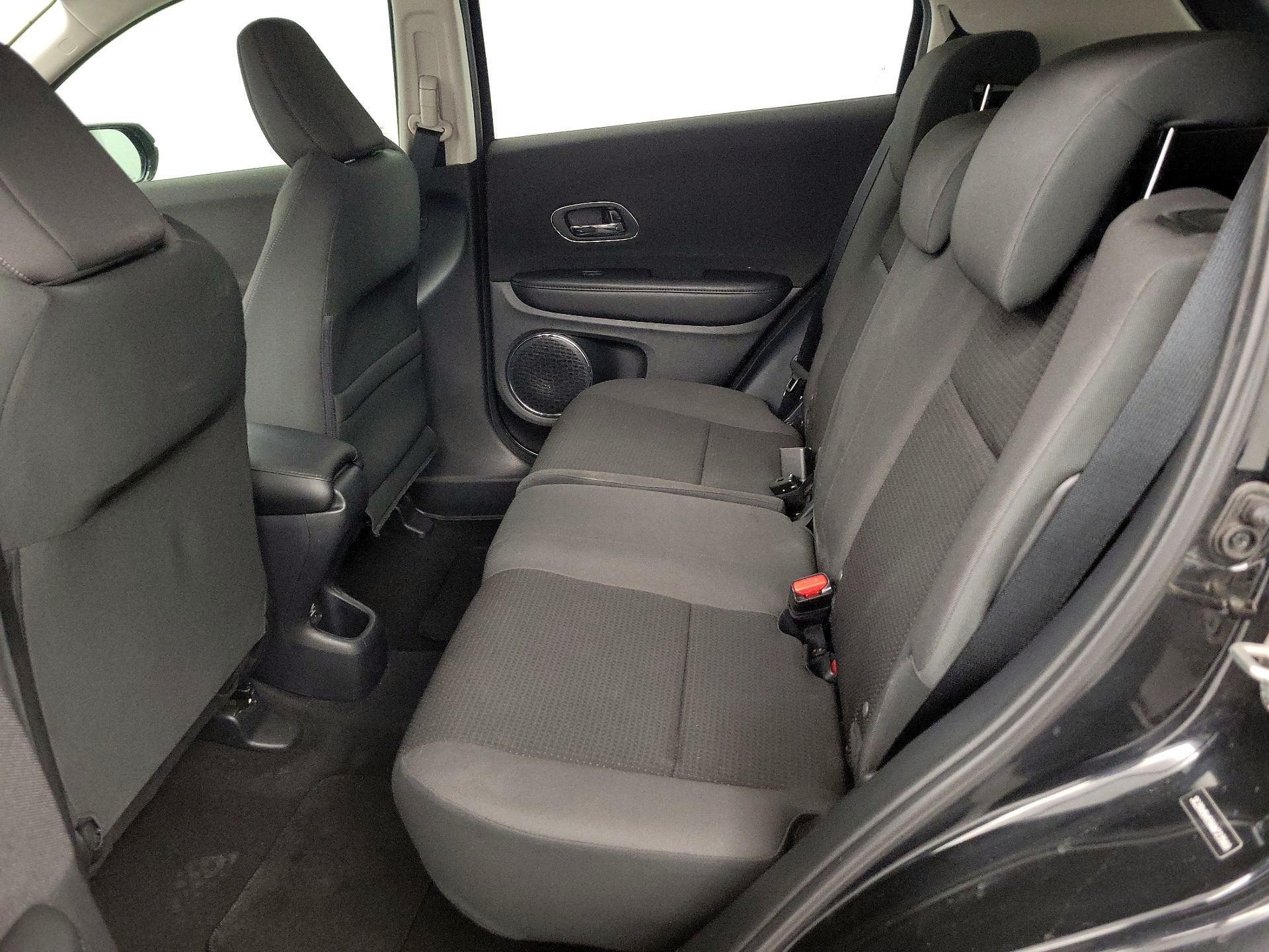 Thumbnail: 2019 Honda HR-V - 20