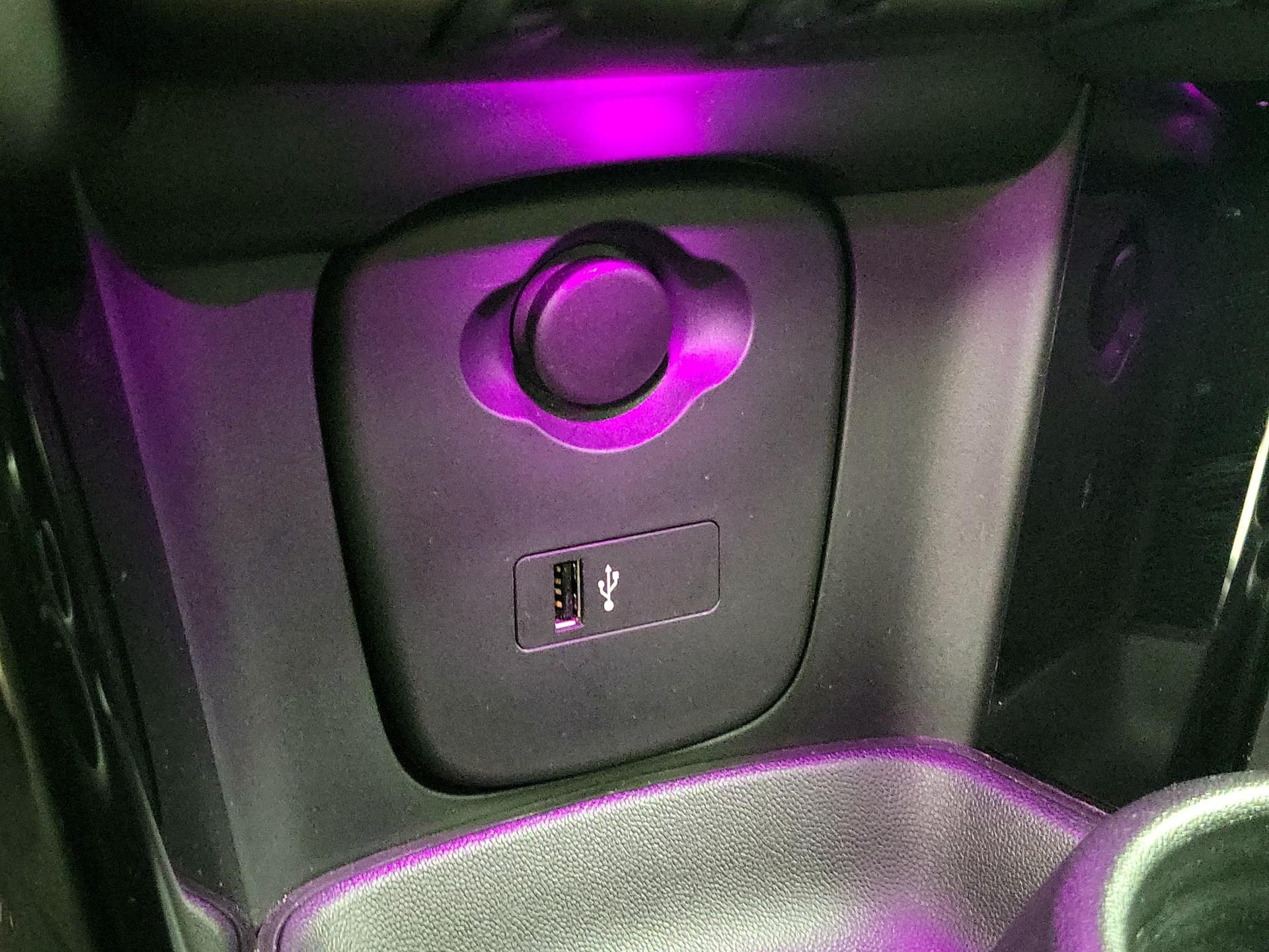 Thumbnail: 2019 MINI Cooper Hardtop - 18