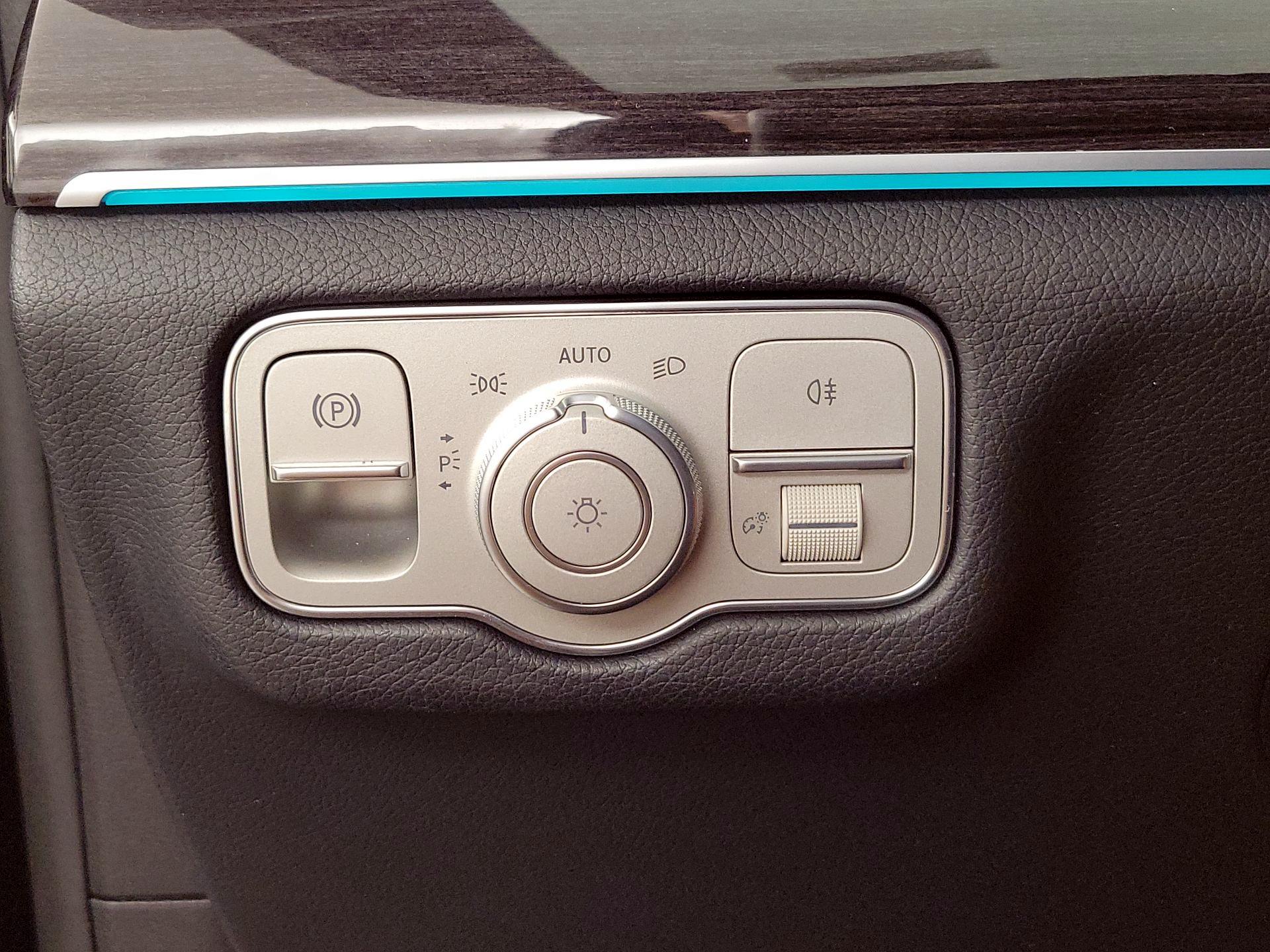 Thumbnail: 2020 Mercedes-Benz GLE - 13