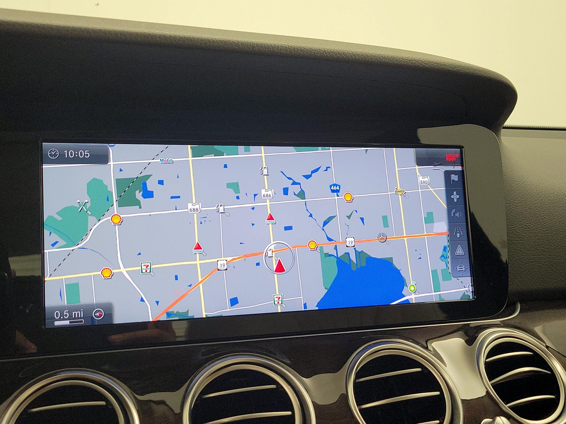 Thumbnail: 2017 Mercedes-Benz E-Class - 14