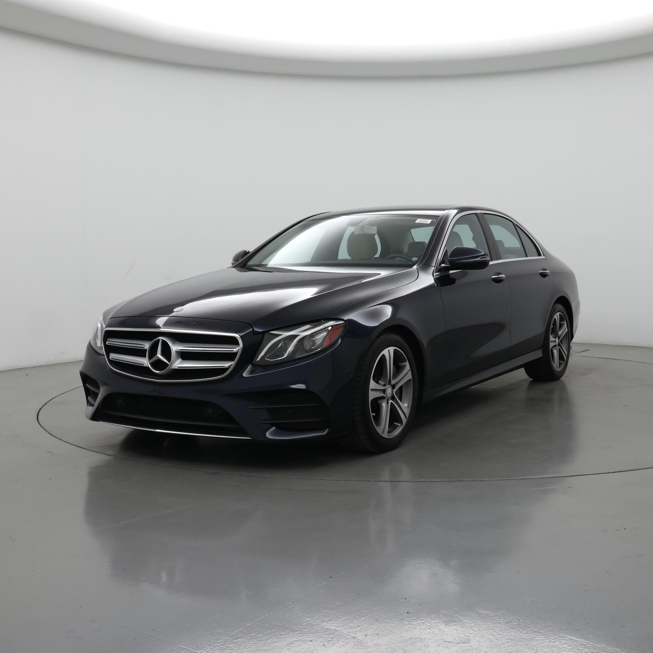 Thumbnail: 2017 Mercedes-Benz E-Class - 4