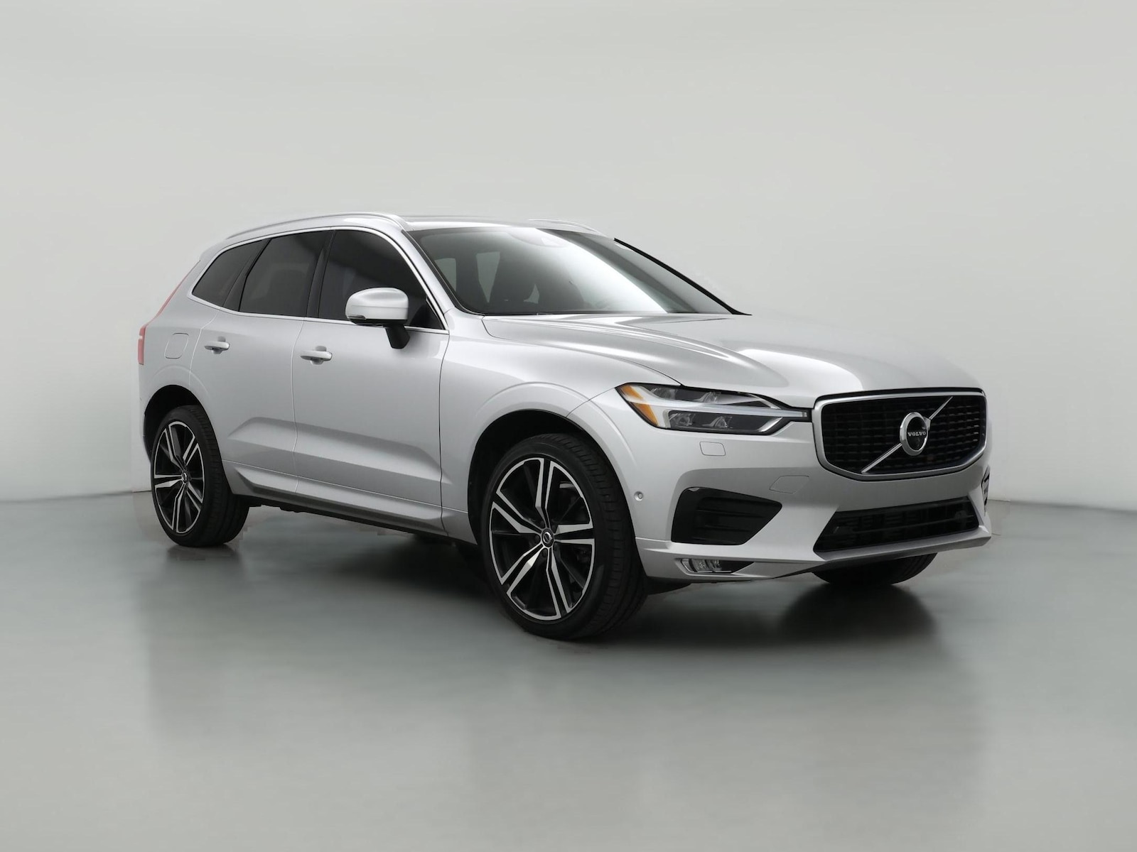 2019 Volvo XC60 R-Design