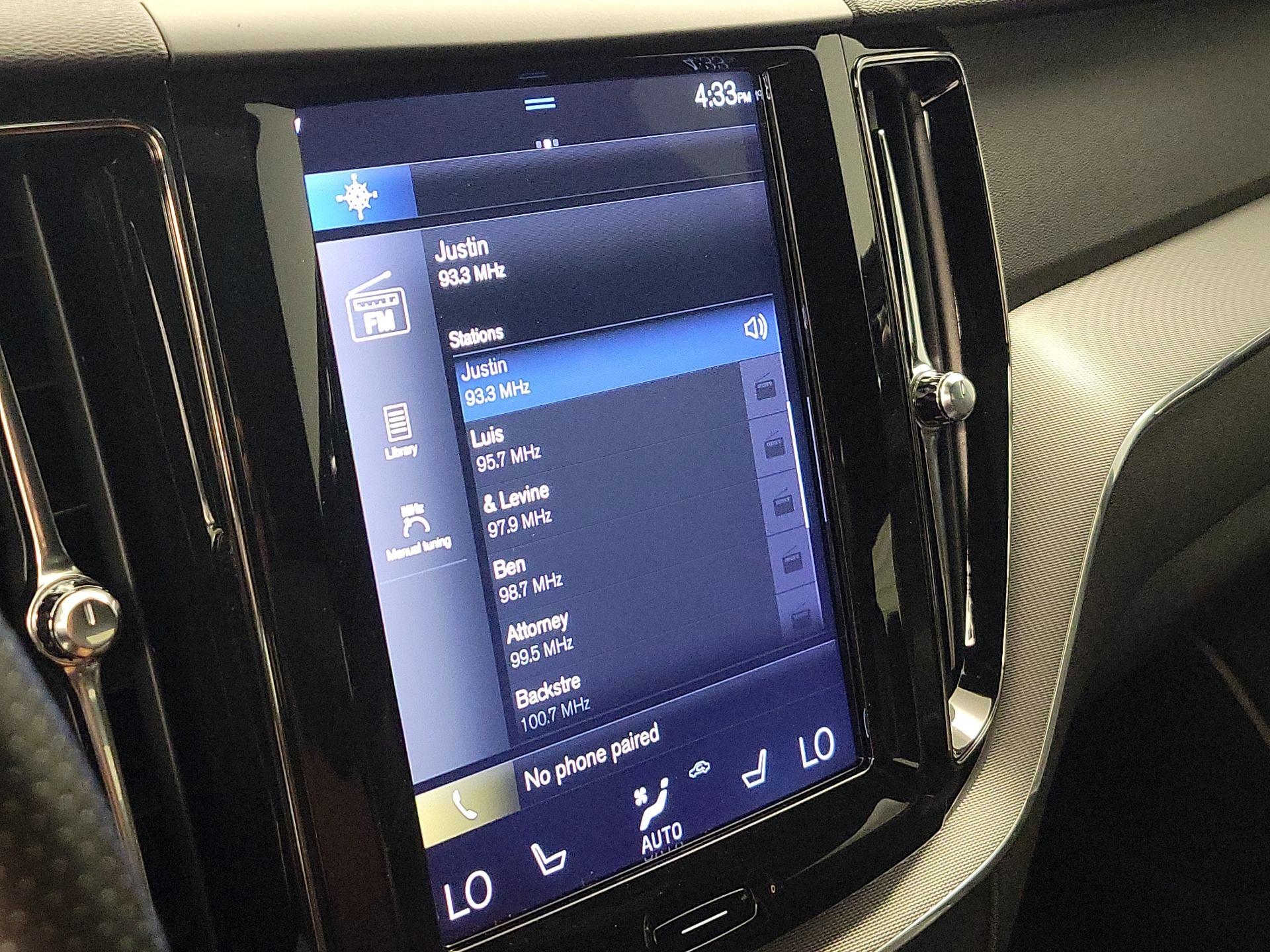 Thumbnail: 2019 Volvo XC60 - 16