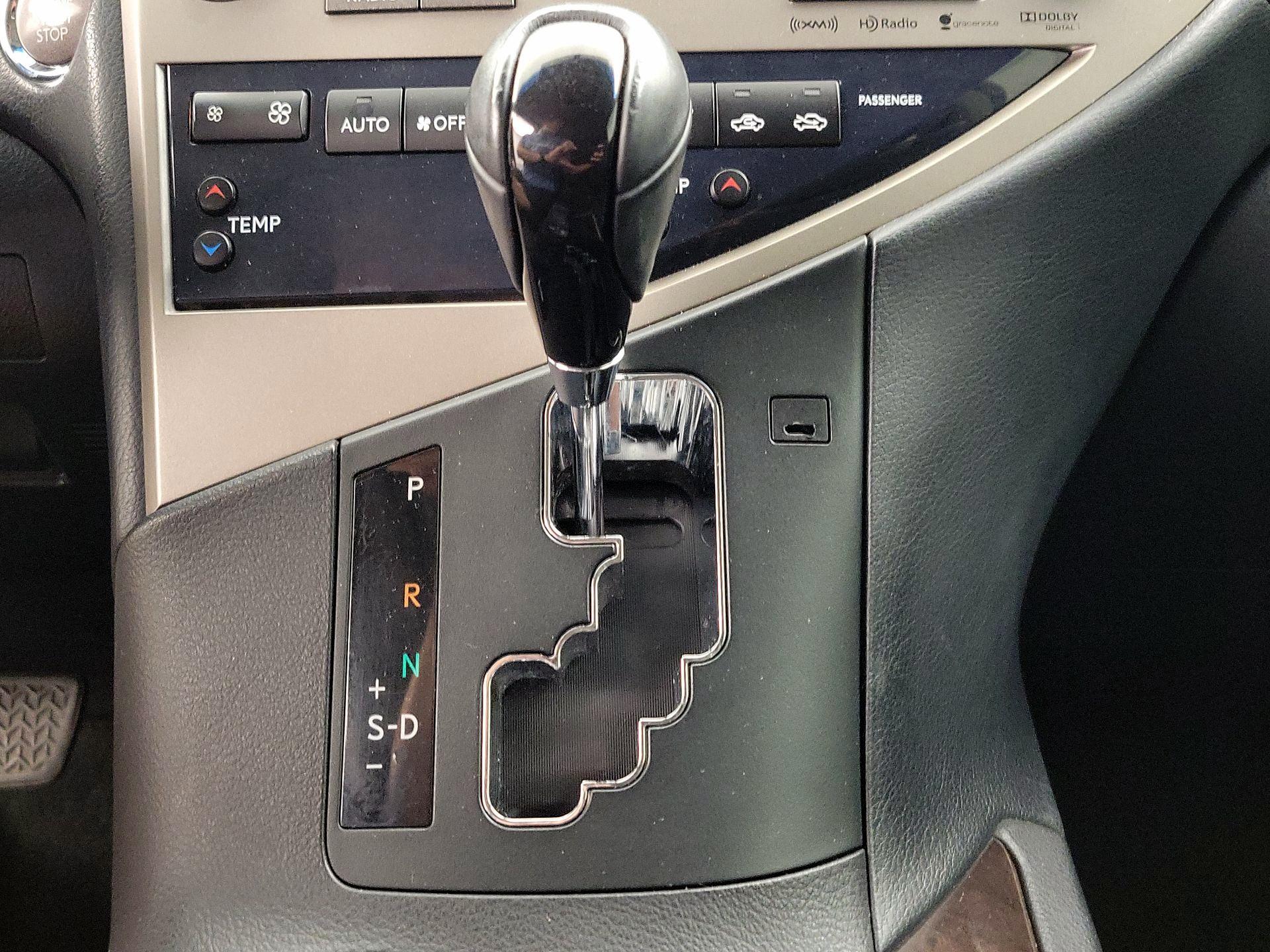 Thumbnail: 2015 Lexus RX - 18