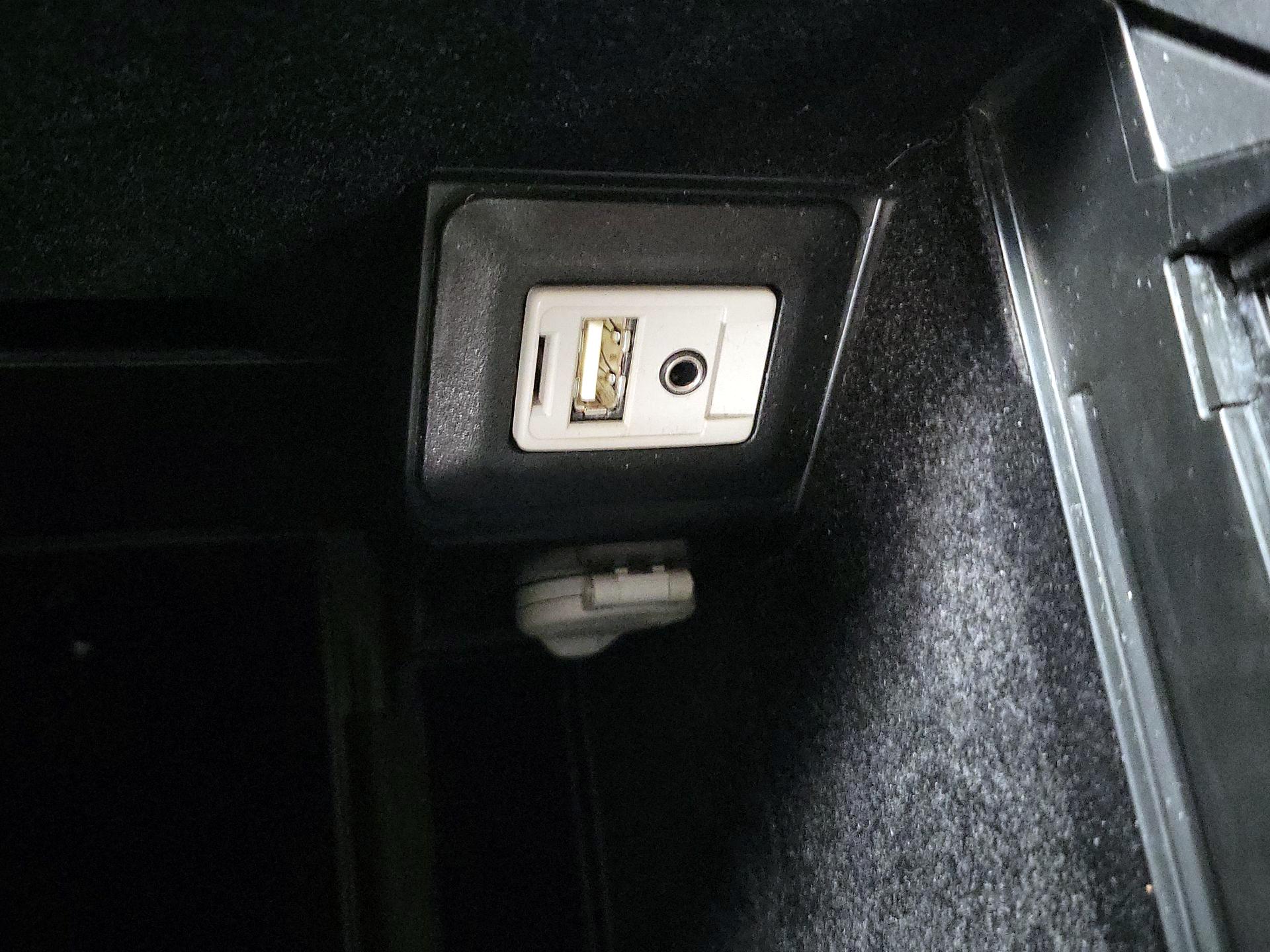 Thumbnail: 2015 Lexus RX - 19