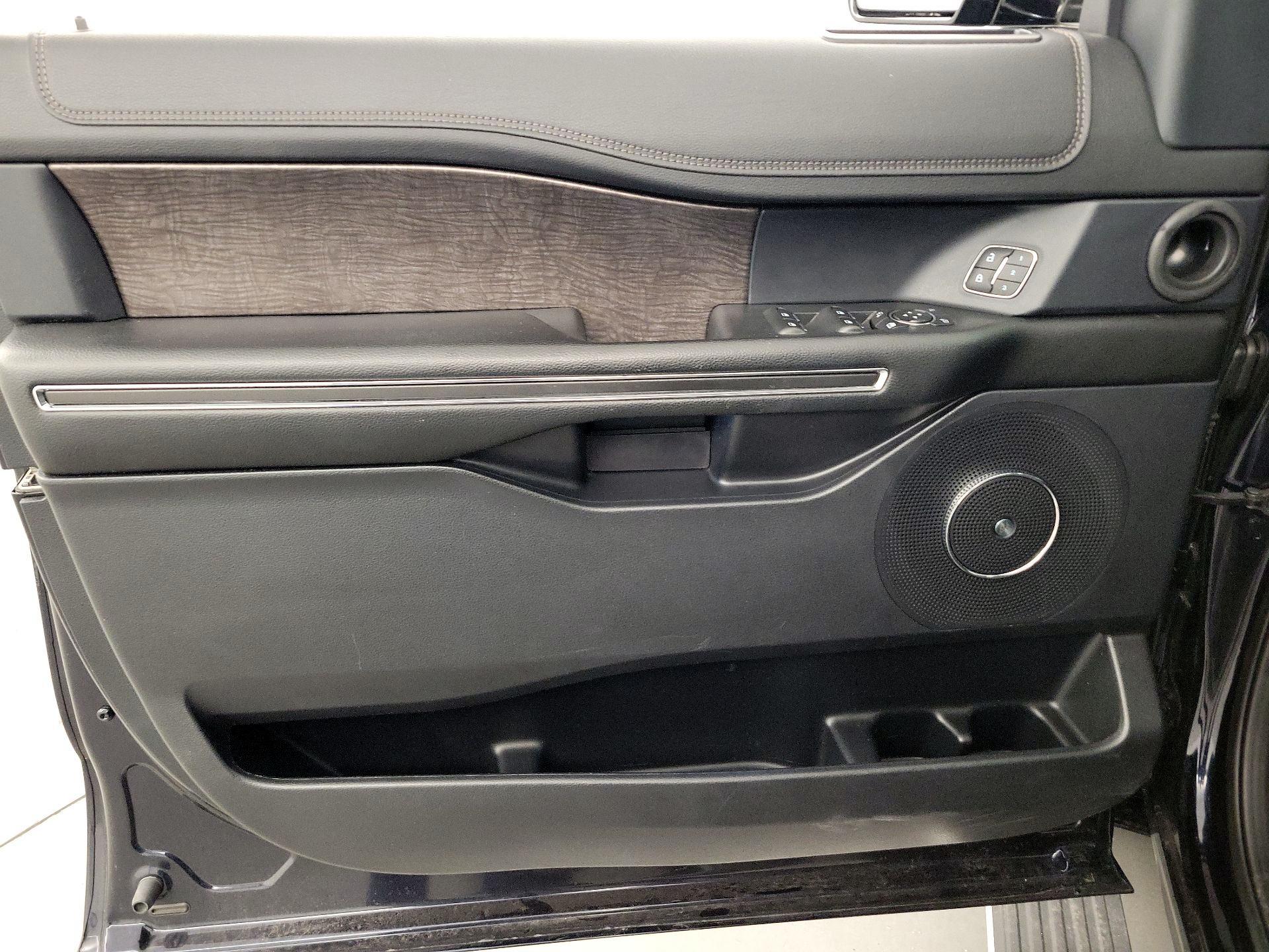 Thumbnail: 2021 Ford Expedition - 12