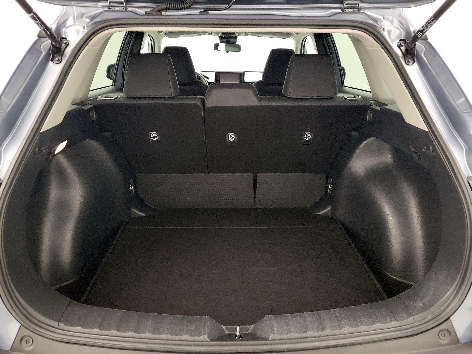 Thumbnail: 2022 Toyota Corolla Cross - 20