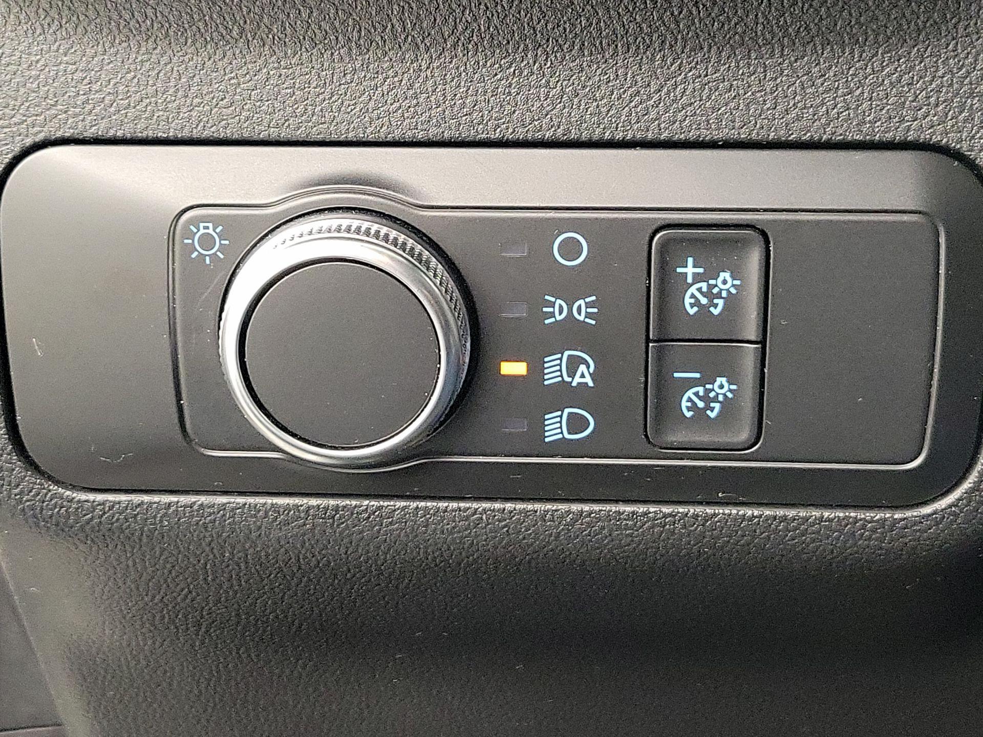 Thumbnail: 2020 Ford Escape - 13