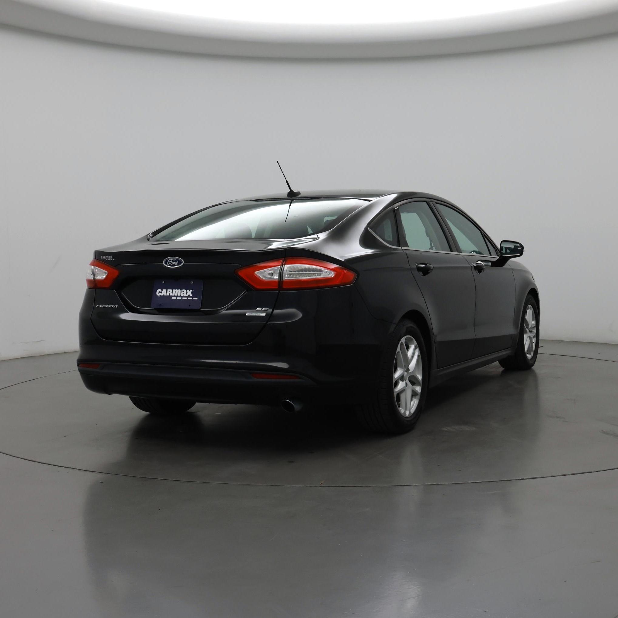 Thumbnail: 2016 Ford Fusion - 8