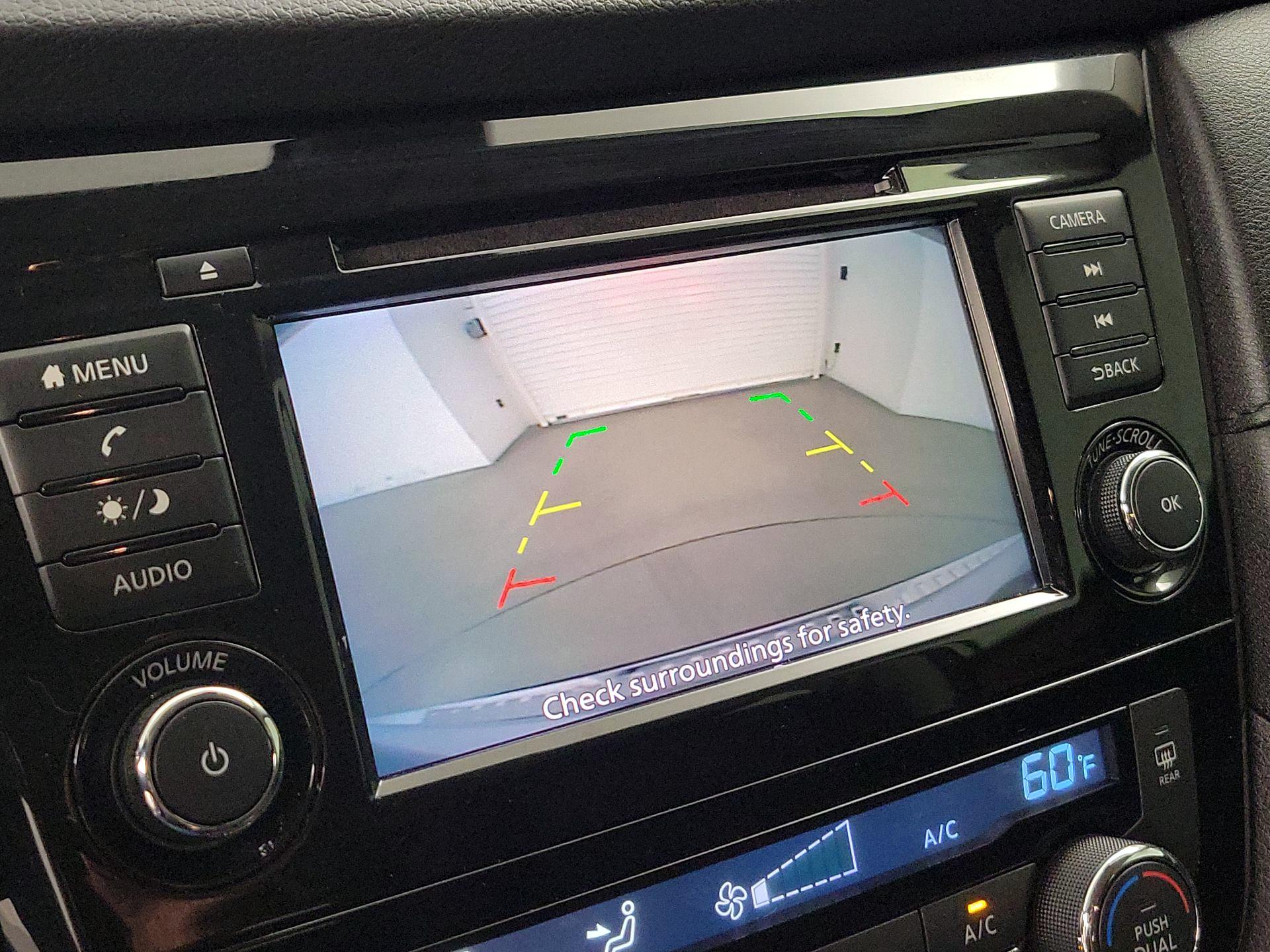 Thumbnail: 2020 Nissan Rogue - 14