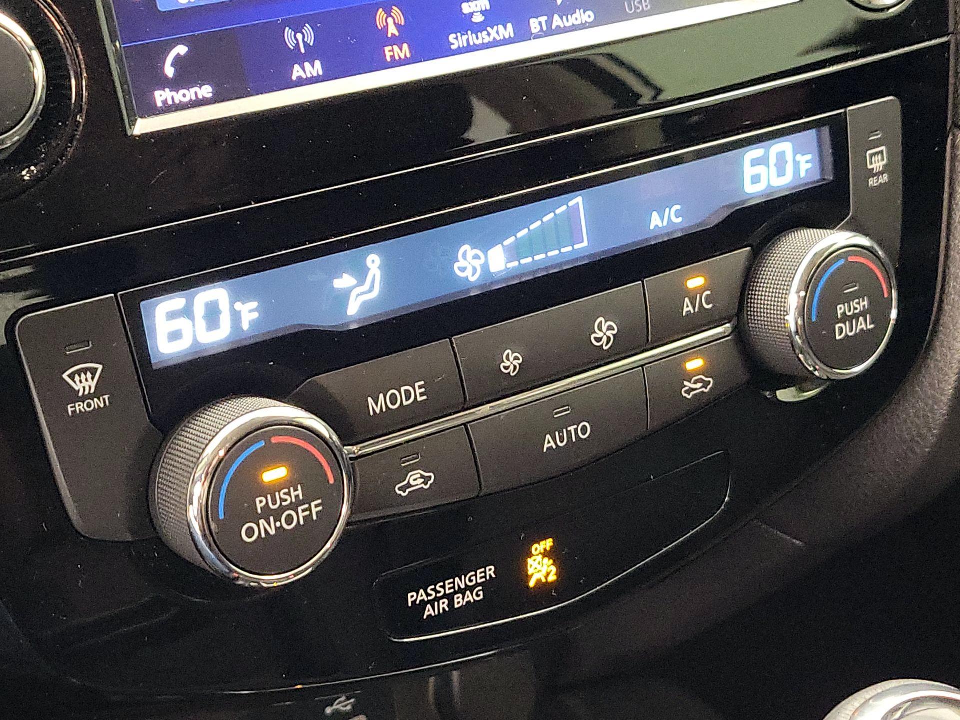 Thumbnail: 2020 Nissan Rogue - 16