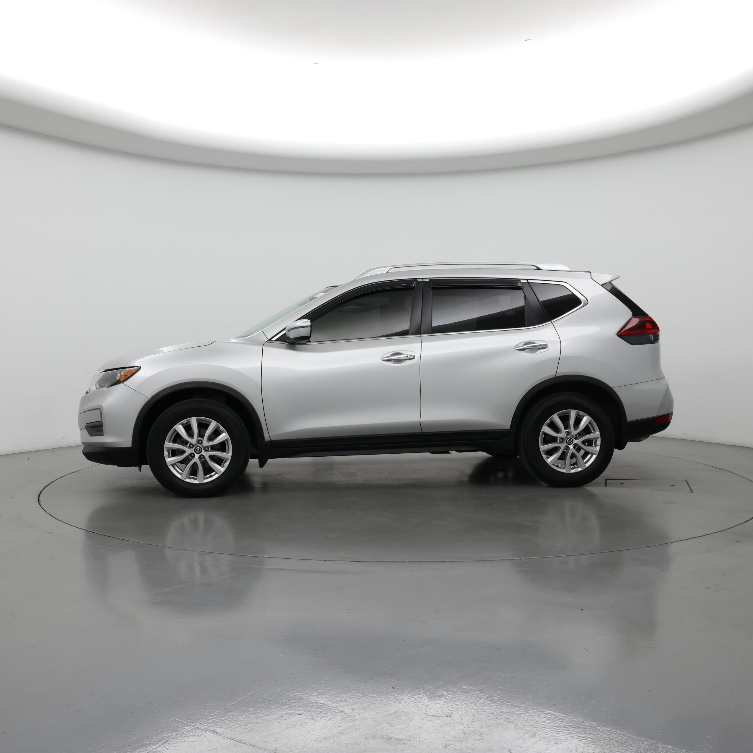 Thumbnail: 2020 Nissan Rogue - 3