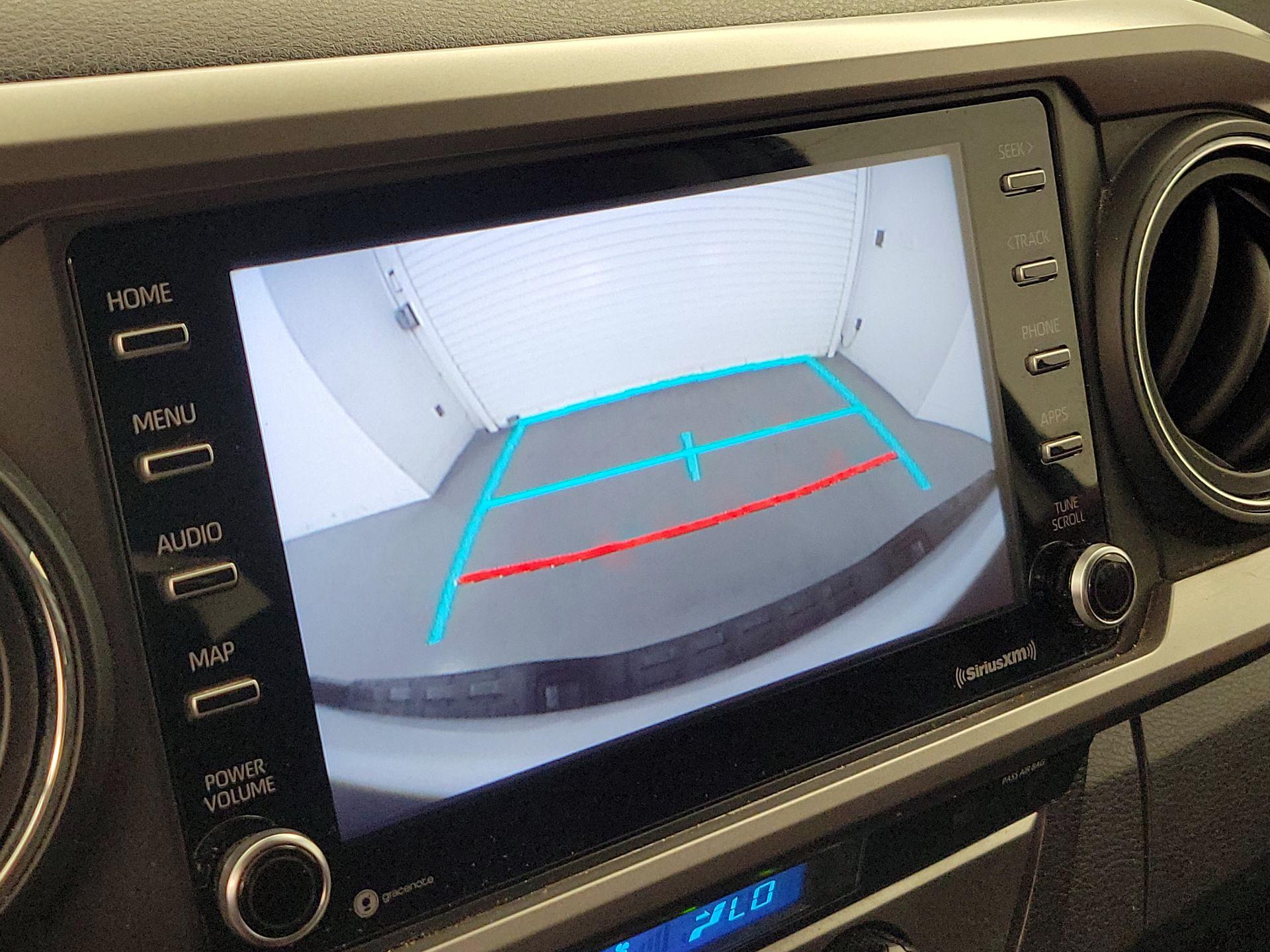 Thumbnail: 2021 Toyota Tacoma - 14