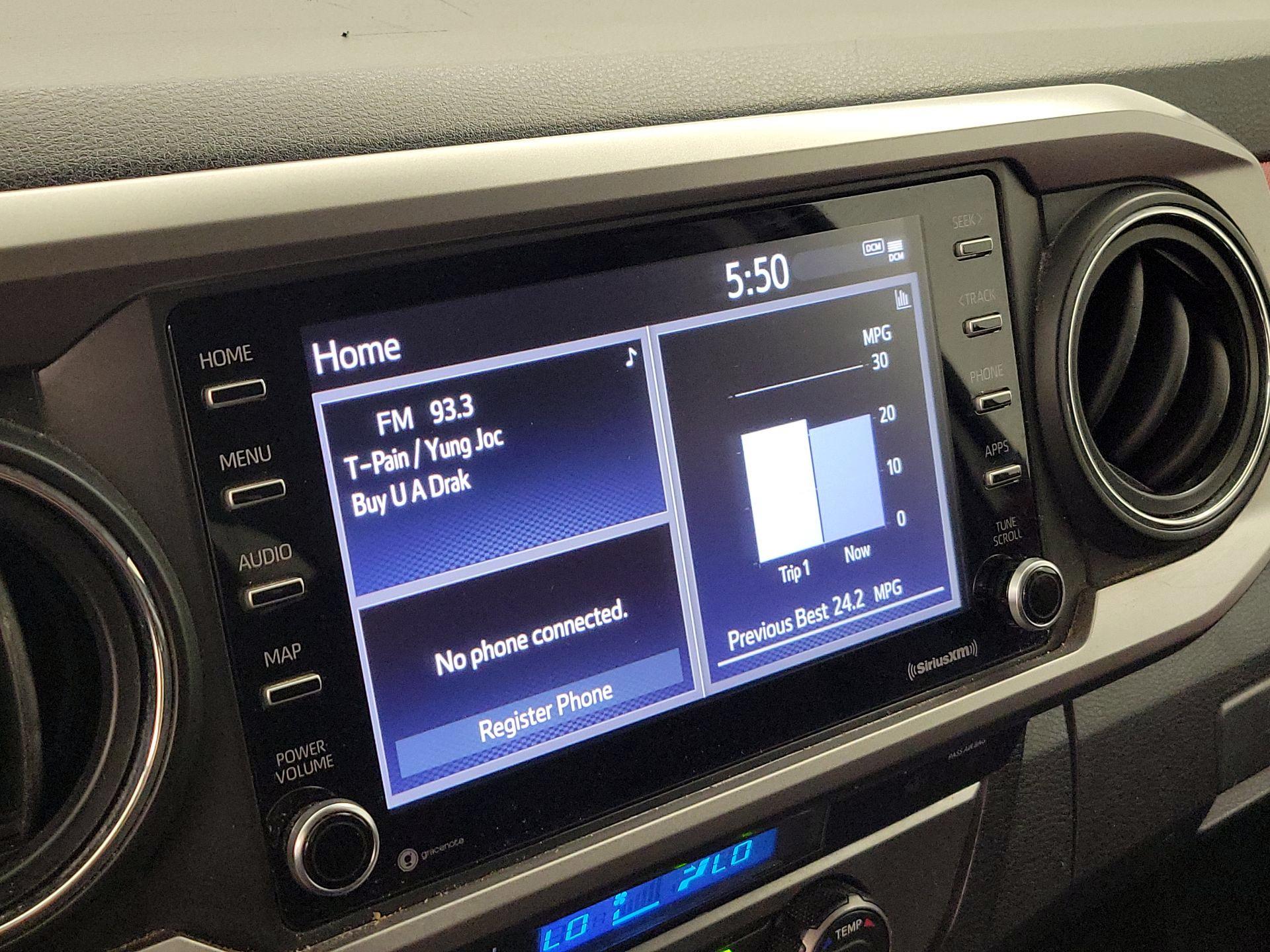 Thumbnail: 2021 Toyota Tacoma - 15