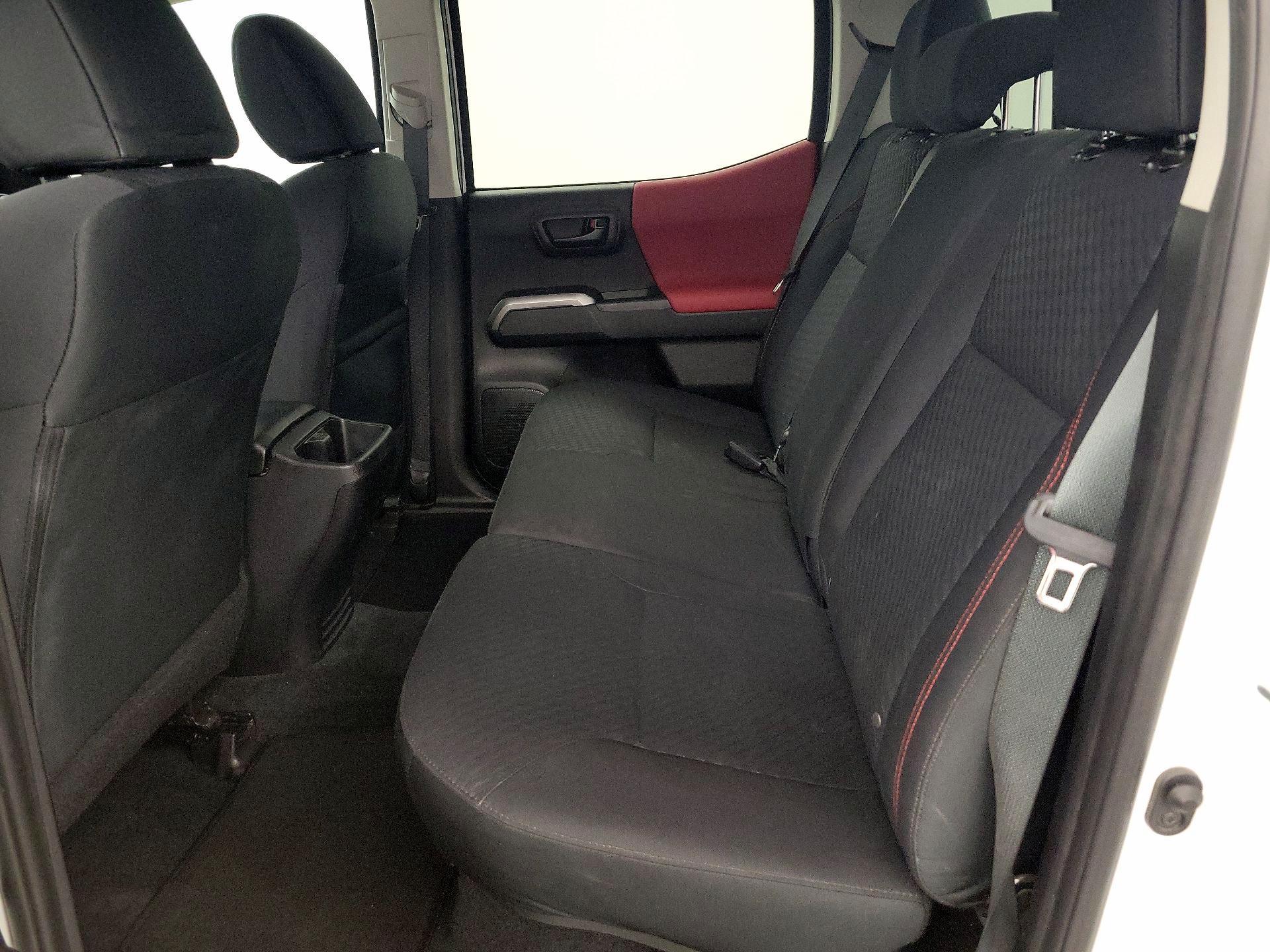 Thumbnail: 2021 Toyota Tacoma - 19