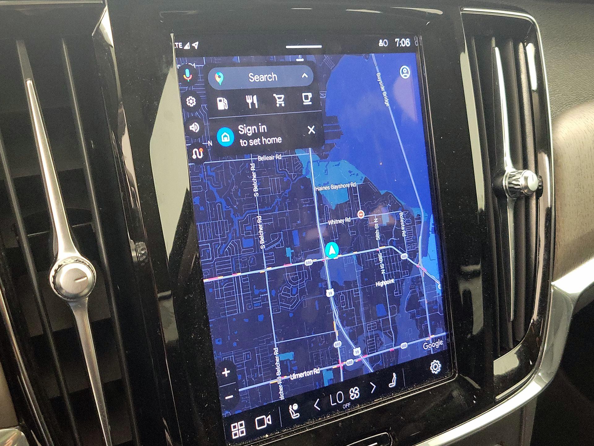 Thumbnail: 2023 Volvo S90 - 14