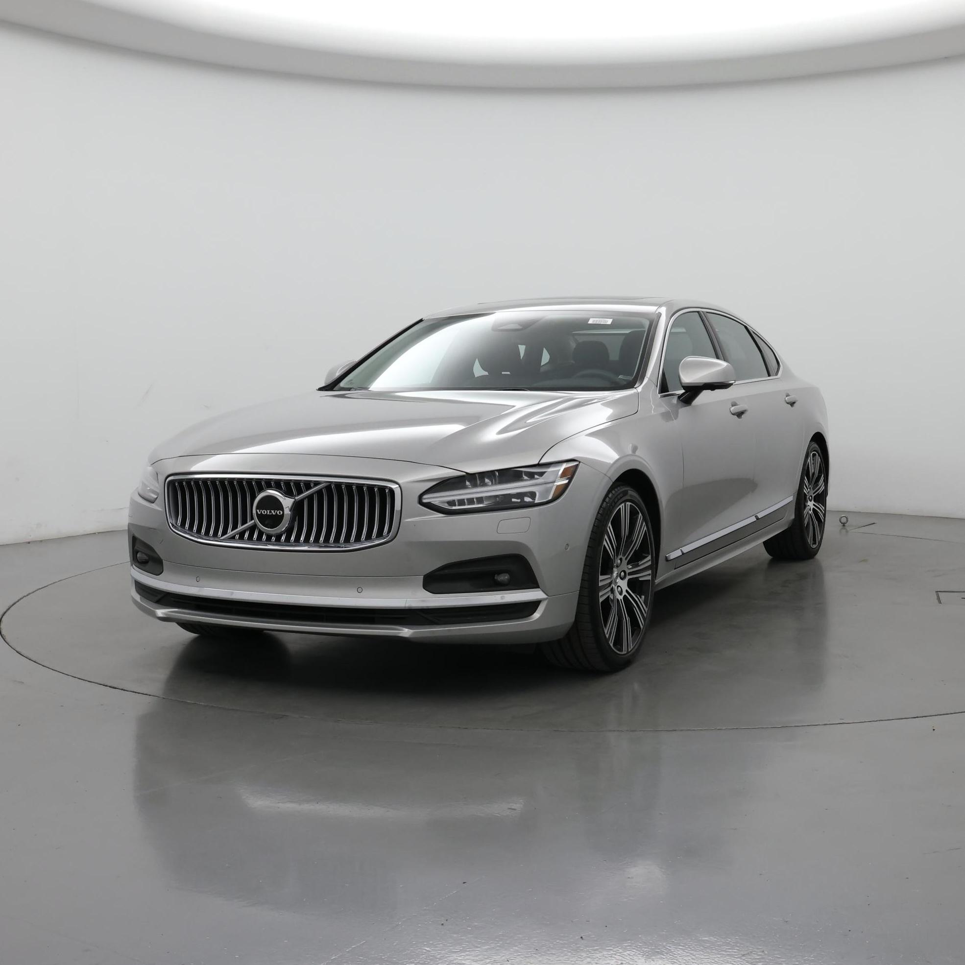 Thumbnail: 2023 Volvo S90 - 4