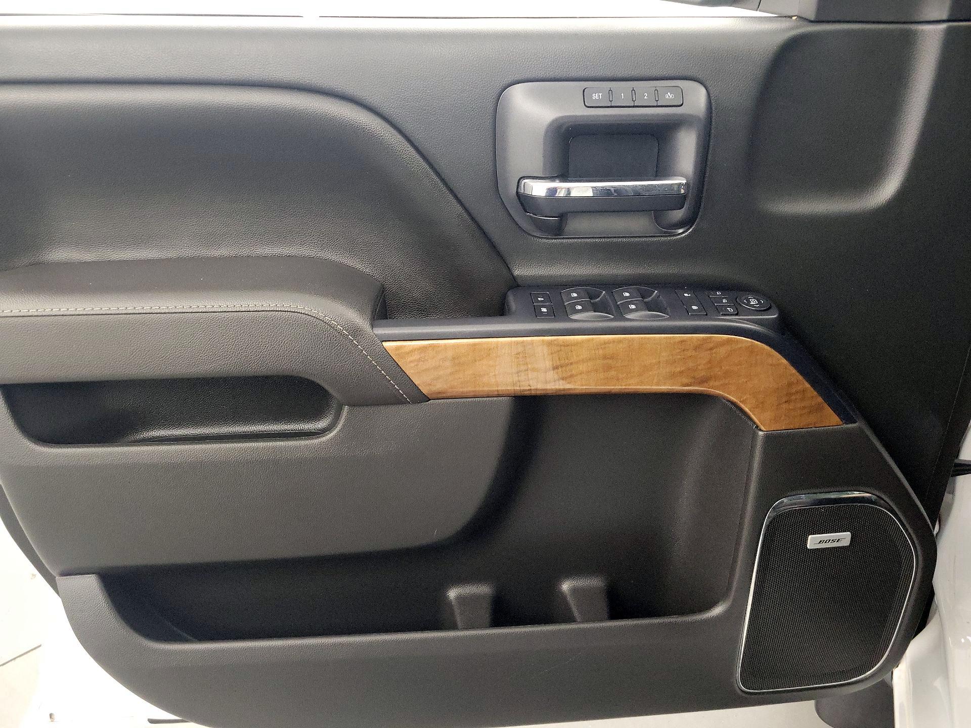 Thumbnail: 2017 Chevrolet Silverado 1500 - 12