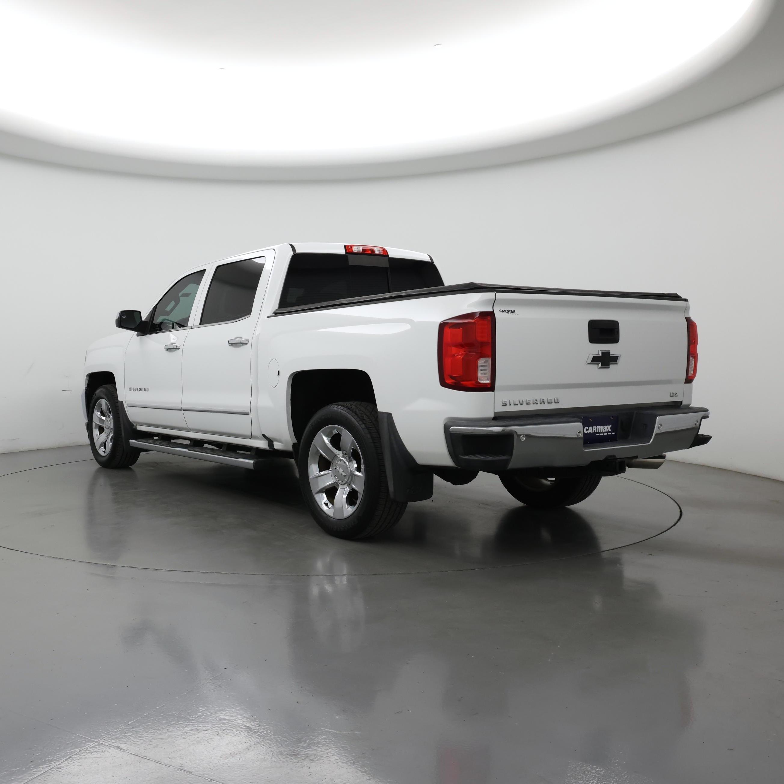 Thumbnail: 2017 Chevrolet Silverado 1500 - 2