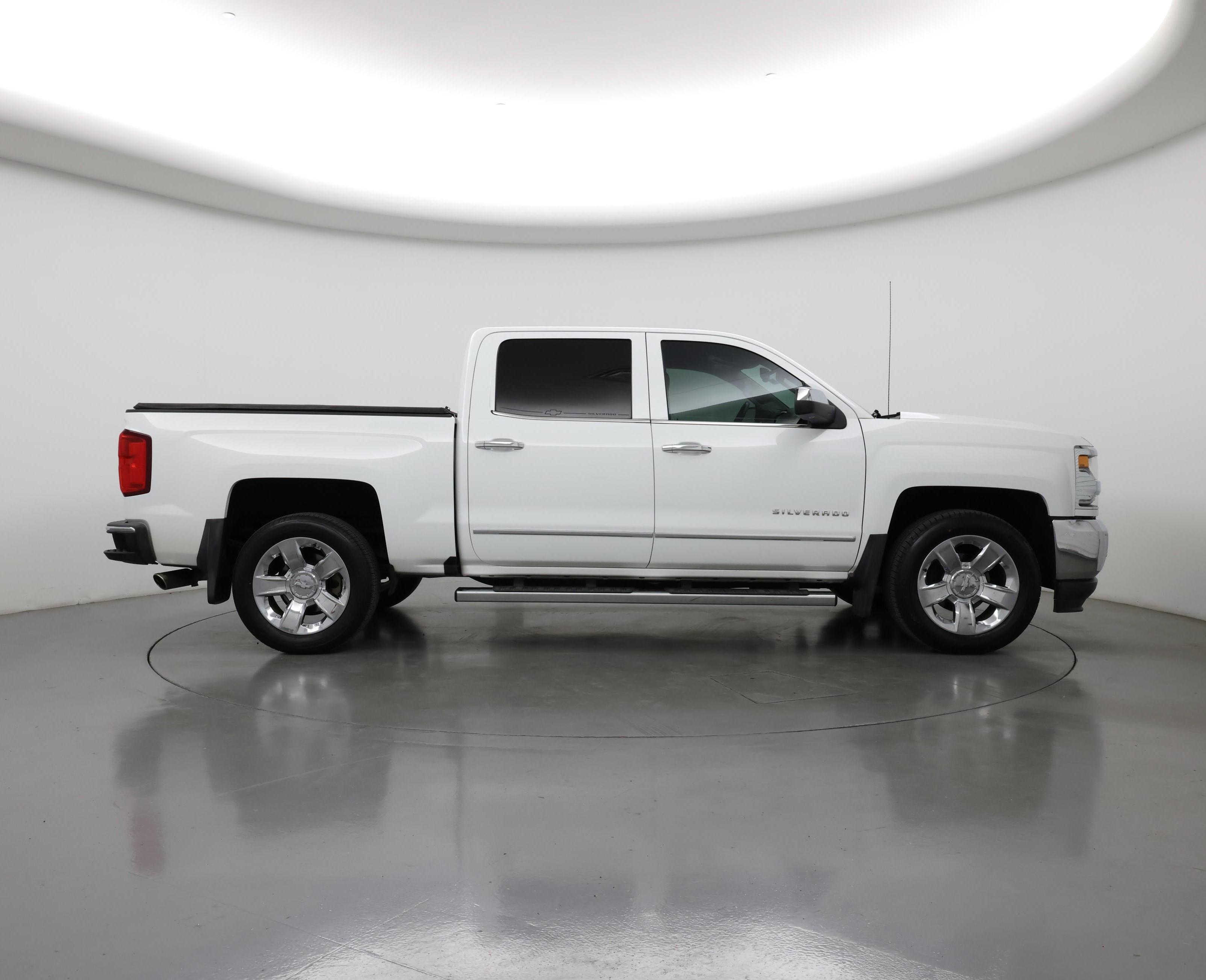 Thumbnail: 2017 Chevrolet Silverado 1500 - 7