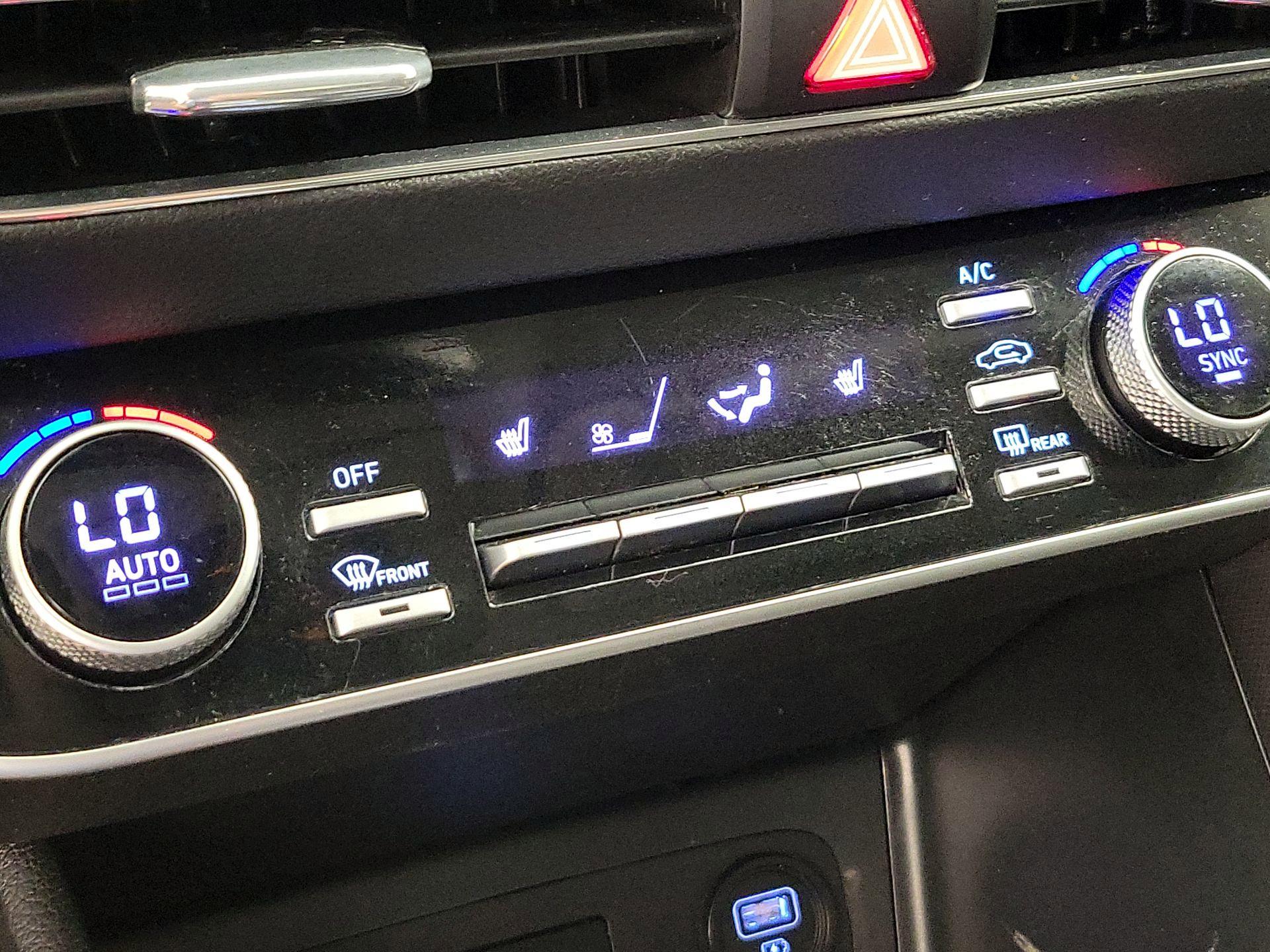 Thumbnail: 2023 Hyundai Sonata - 17