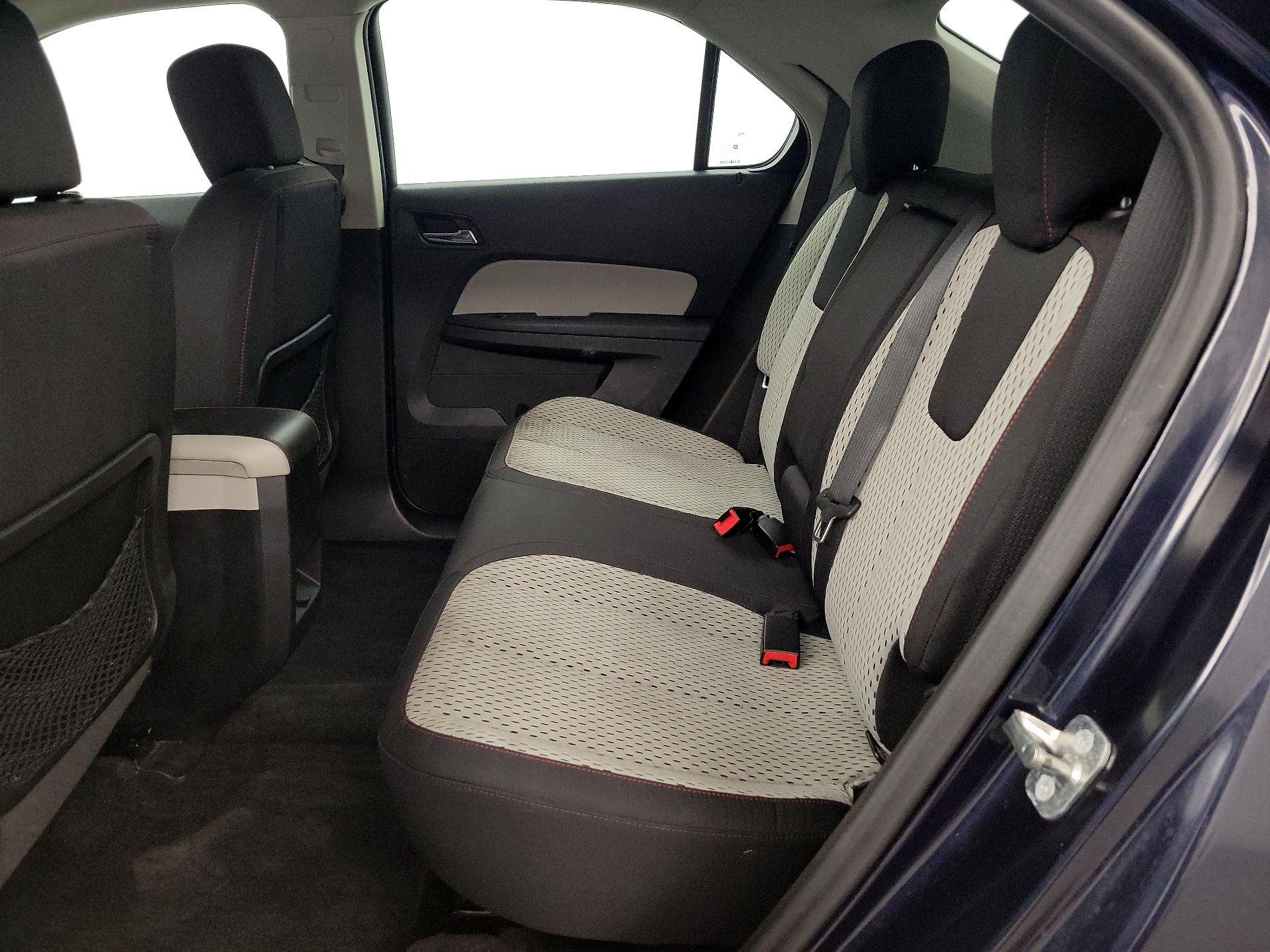 Thumbnail: 2015 Chevrolet Equinox - 17