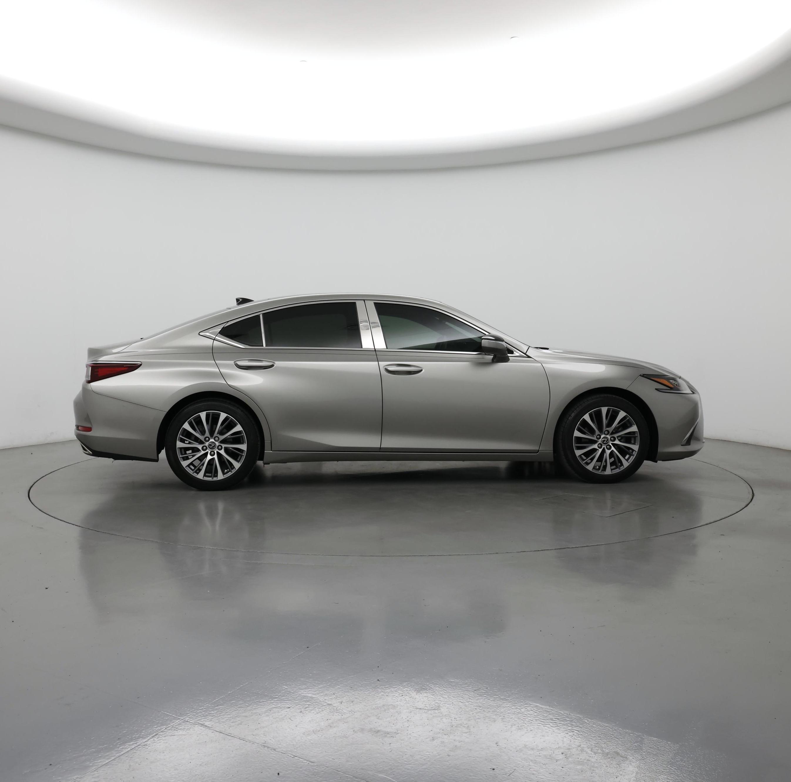 Thumbnail: 2019 Lexus ES - 7