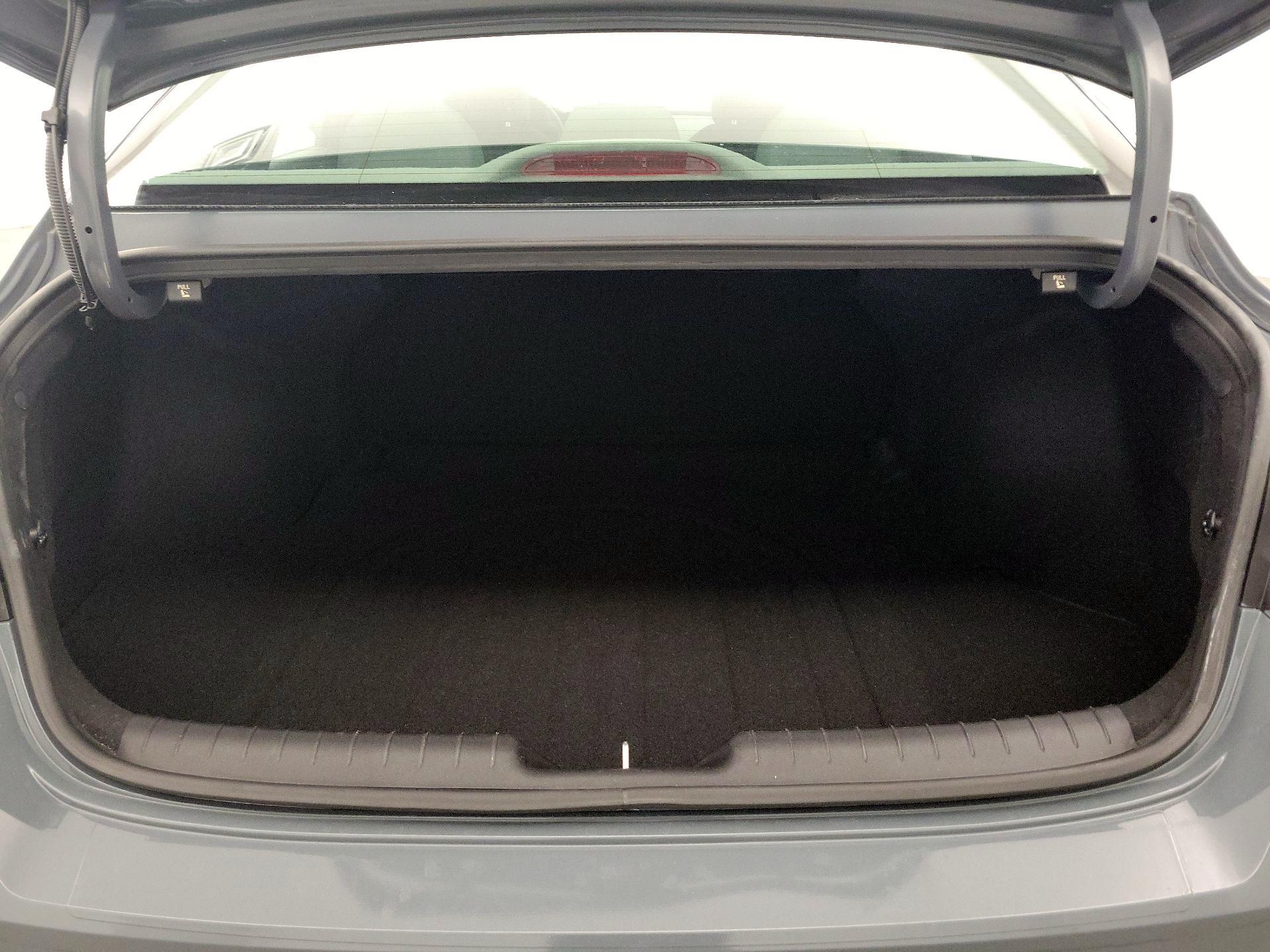 Thumbnail: 2023 Hyundai Elantra - 20