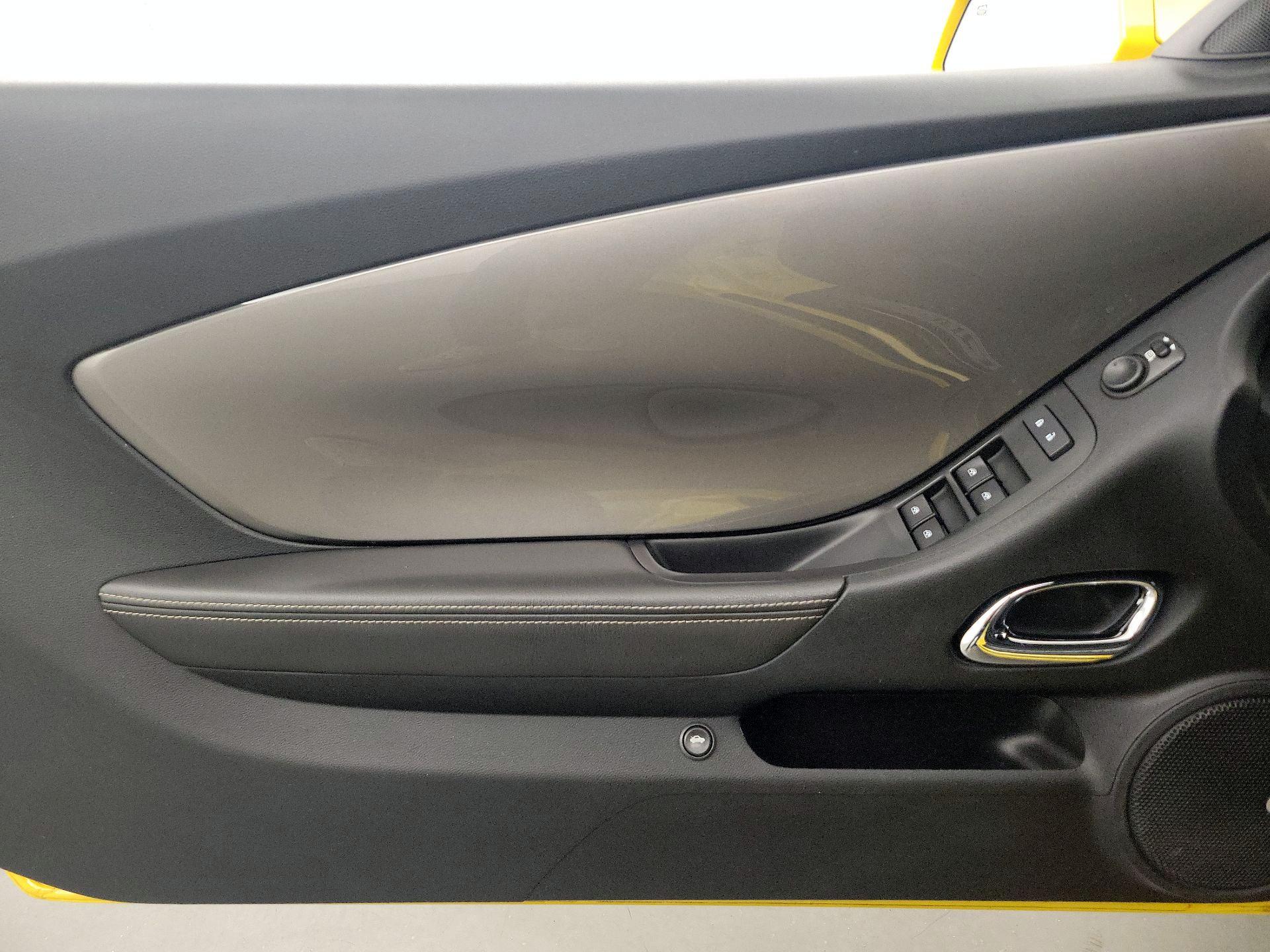 Thumbnail: 2015 Chevrolet Camaro - 12