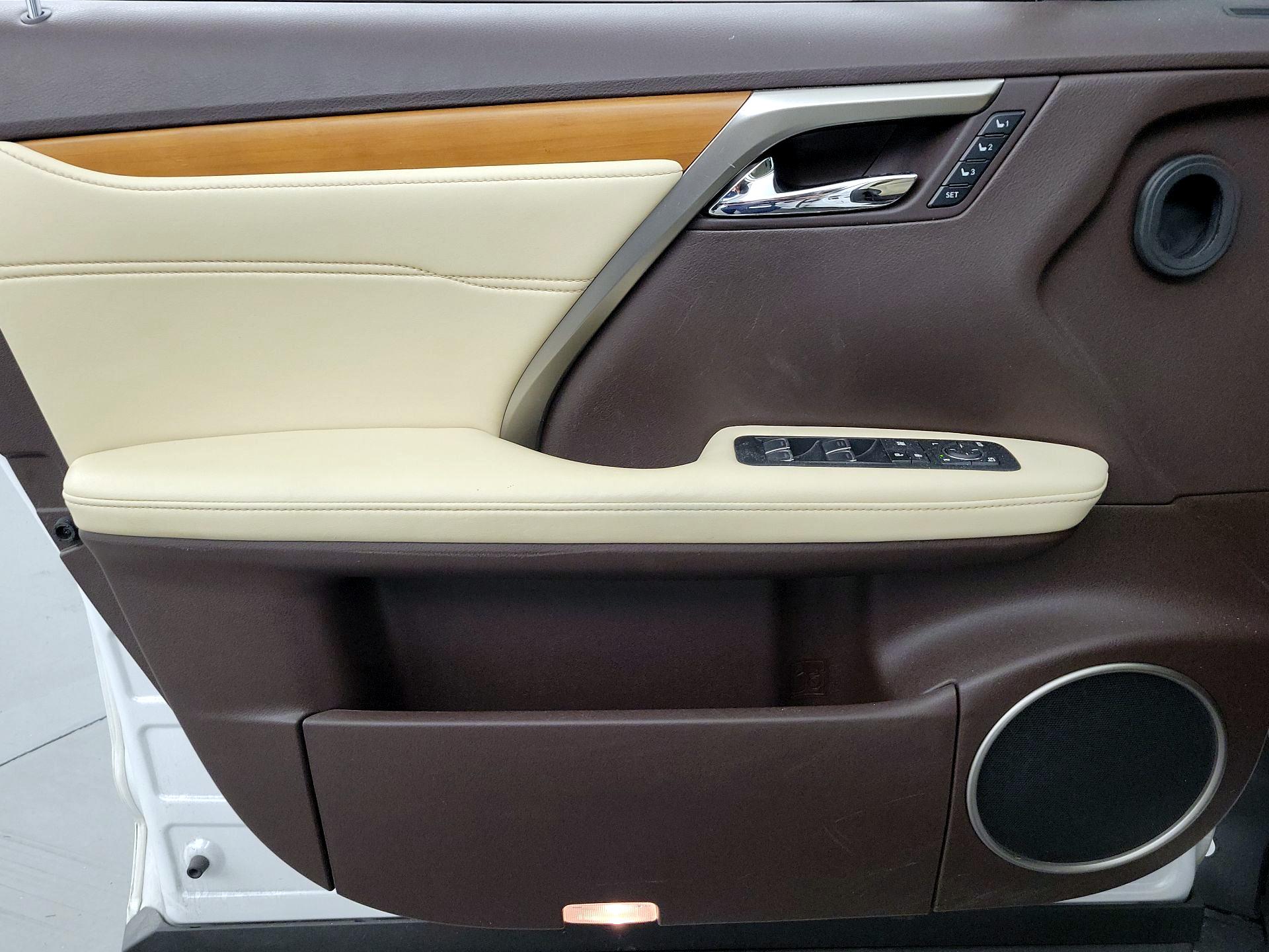 Thumbnail: 2019 Lexus RX - 12