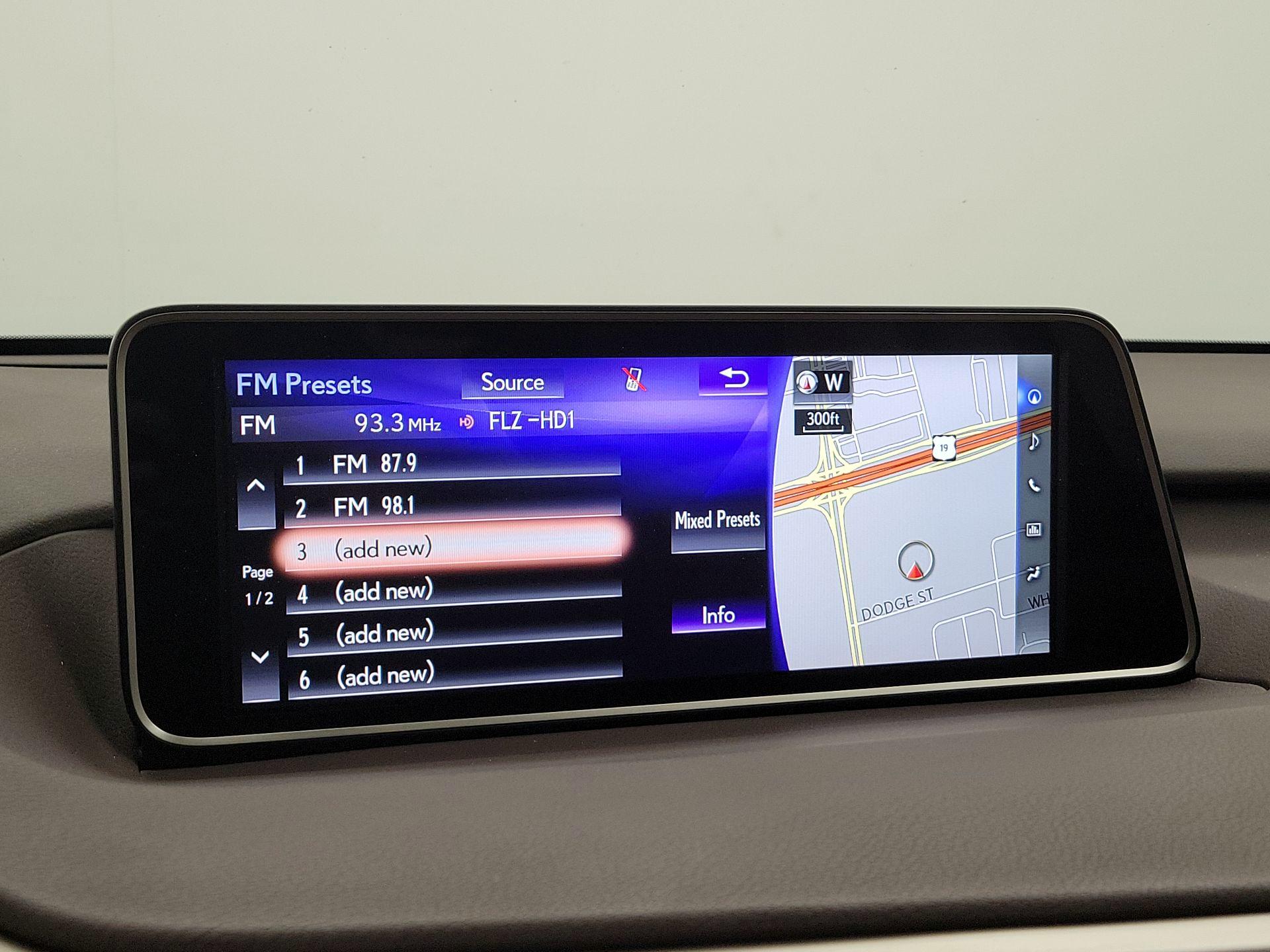 Thumbnail: 2019 Lexus RX - 16