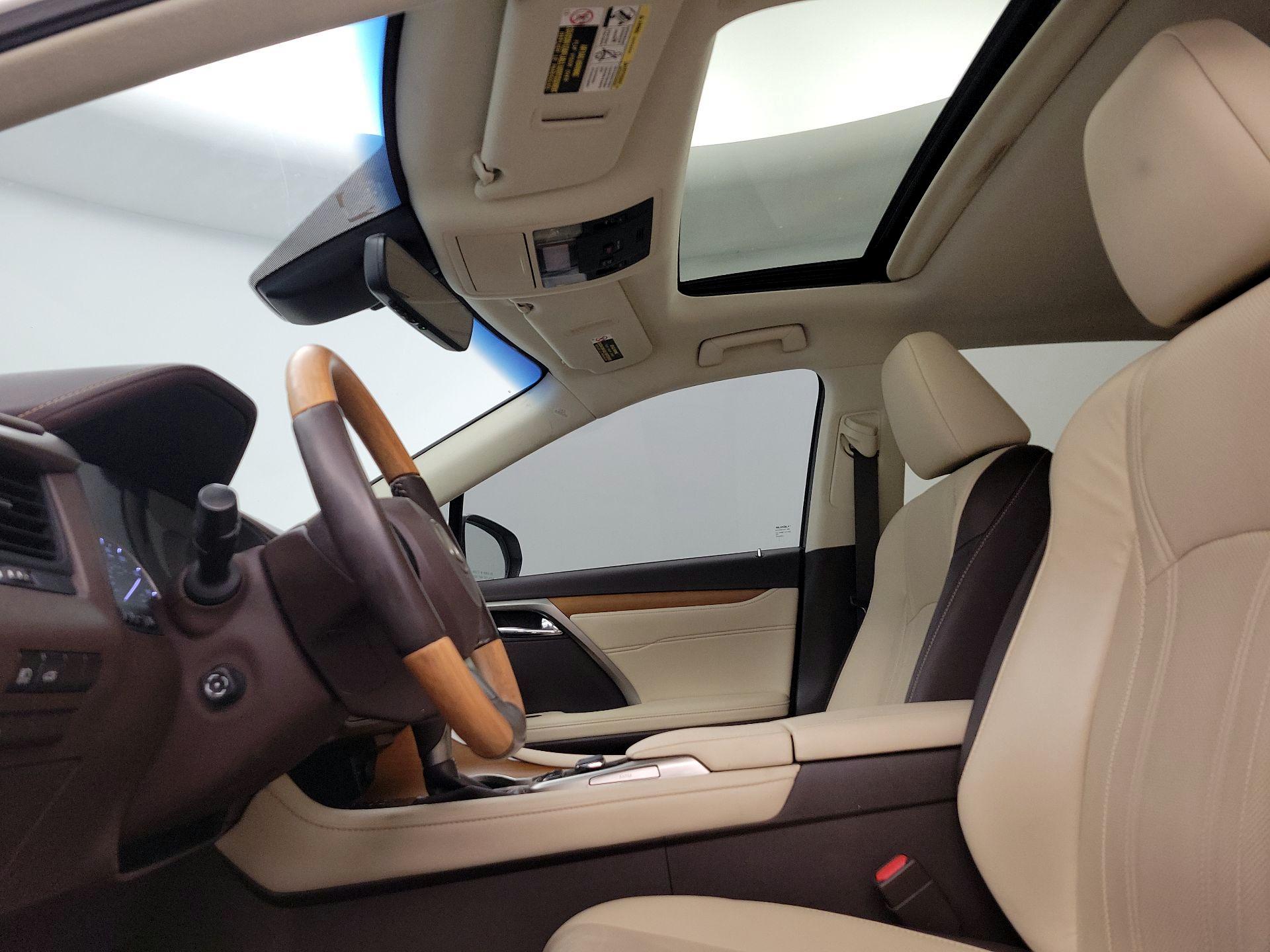 Thumbnail: 2019 Lexus RX - 20