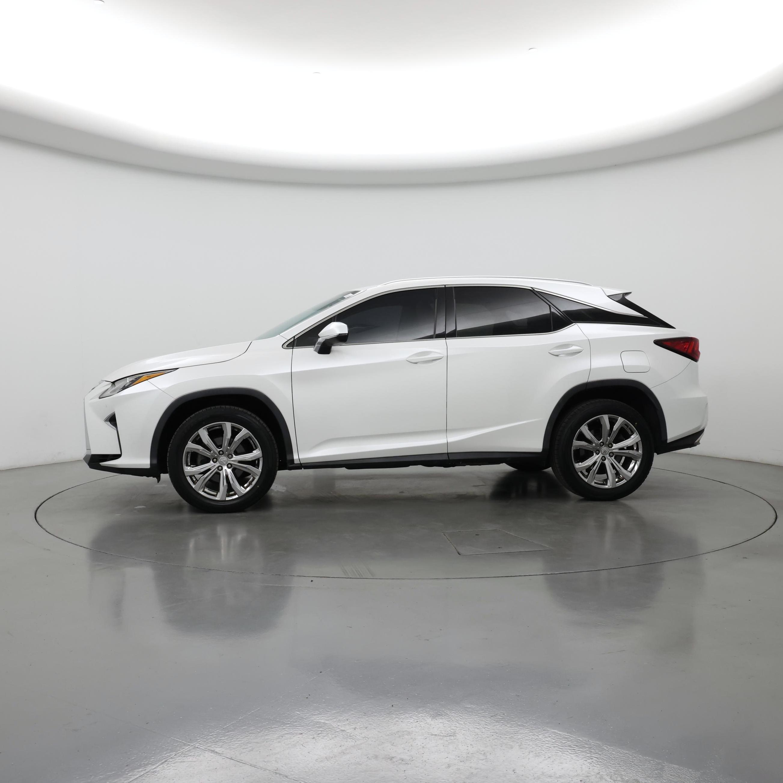 Thumbnail: 2019 Lexus RX - 3