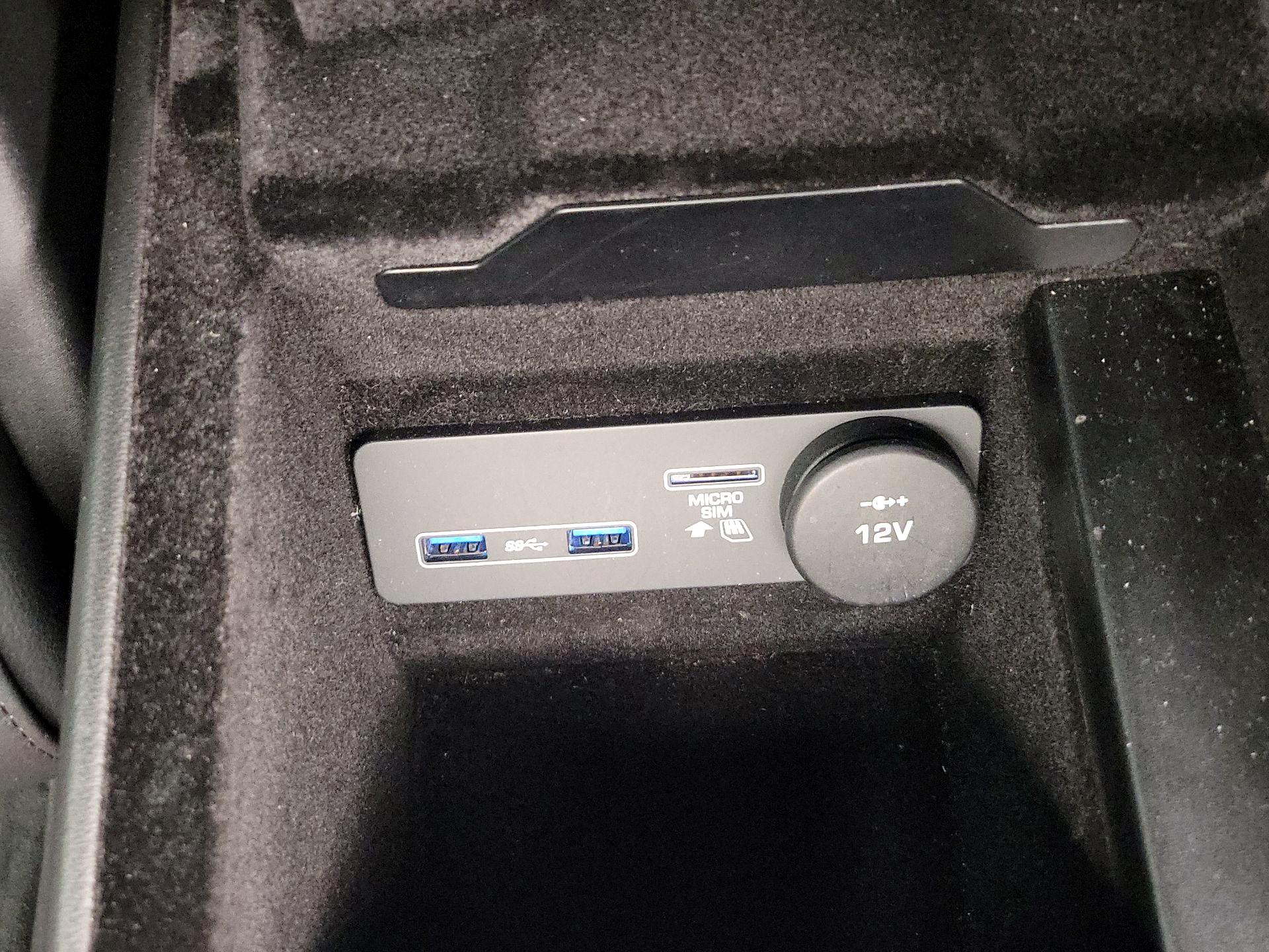 Thumbnail: 2019 Jaguar F-Type - 19