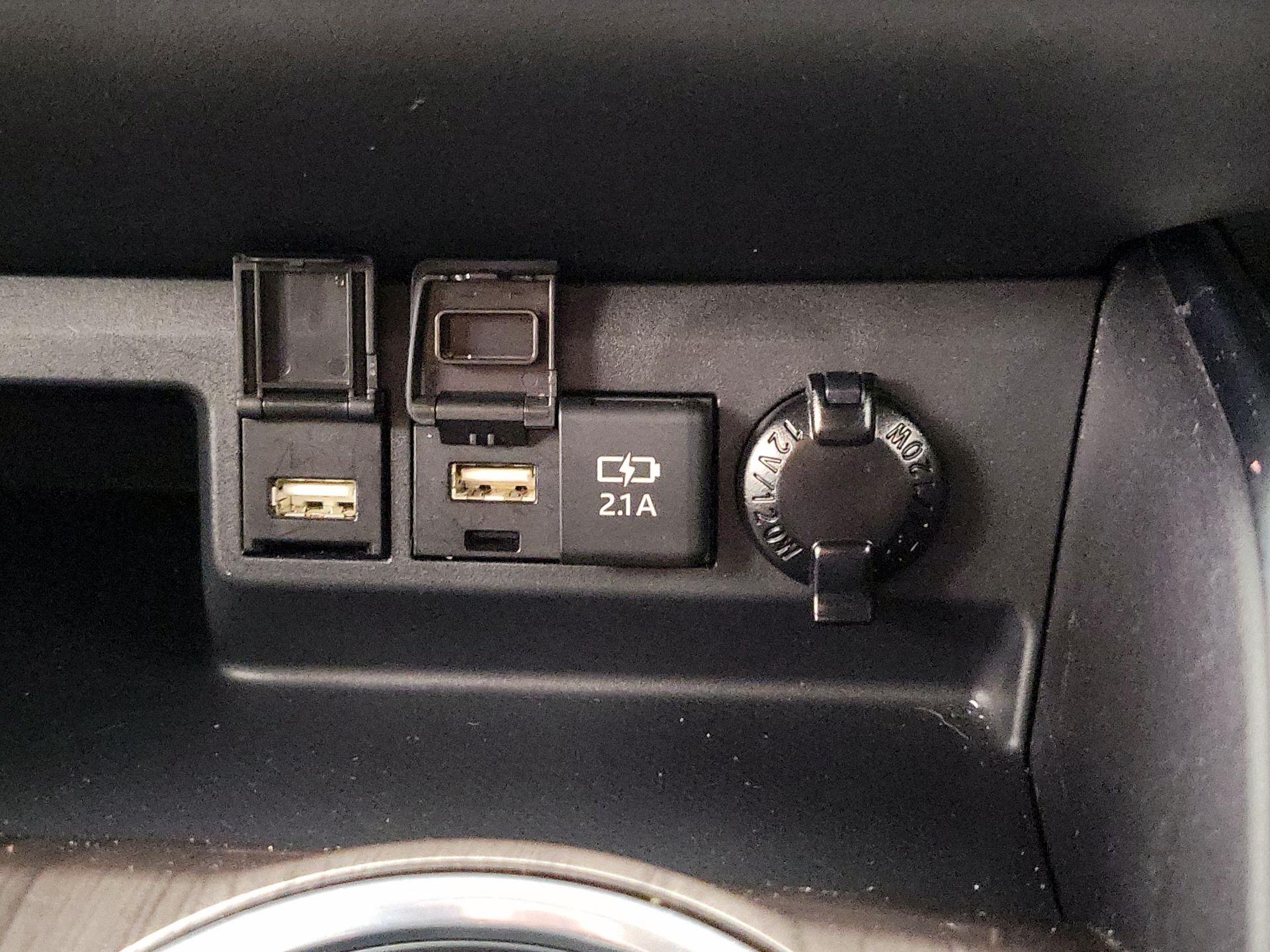 Thumbnail: 2020 Toyota Highlander - 19