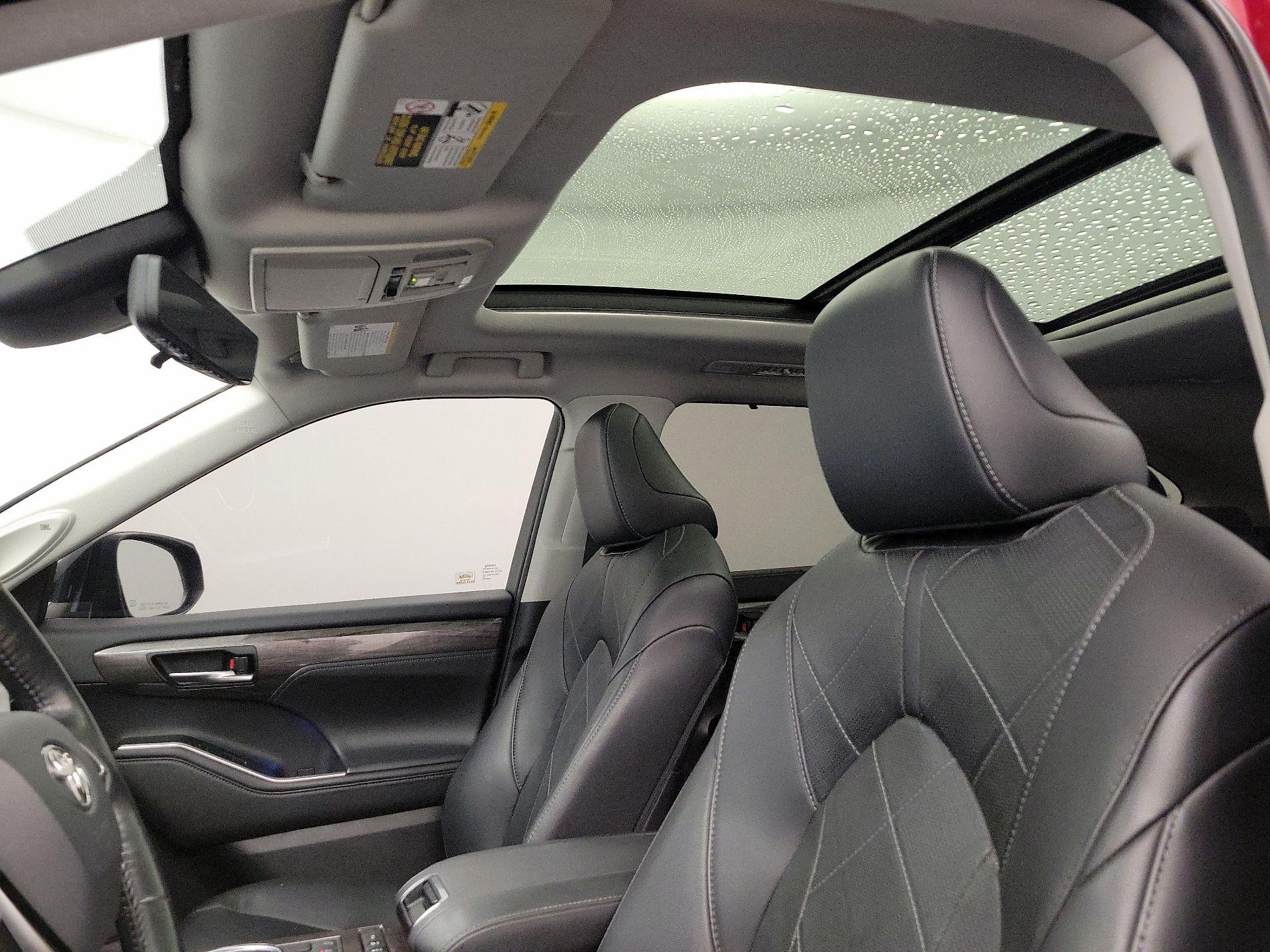 Thumbnail: 2020 Toyota Highlander - 20