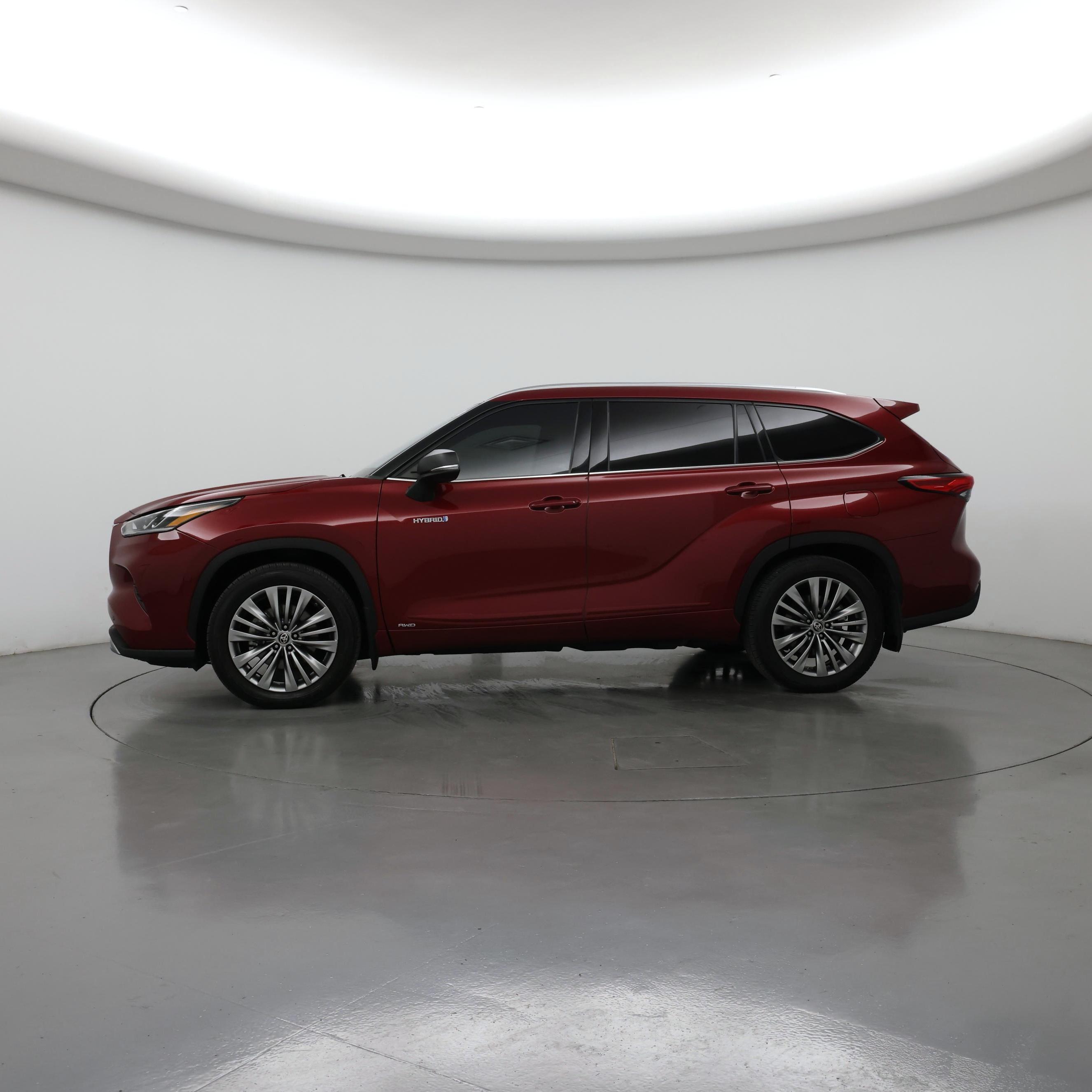 Thumbnail: 2020 Toyota Highlander - 3