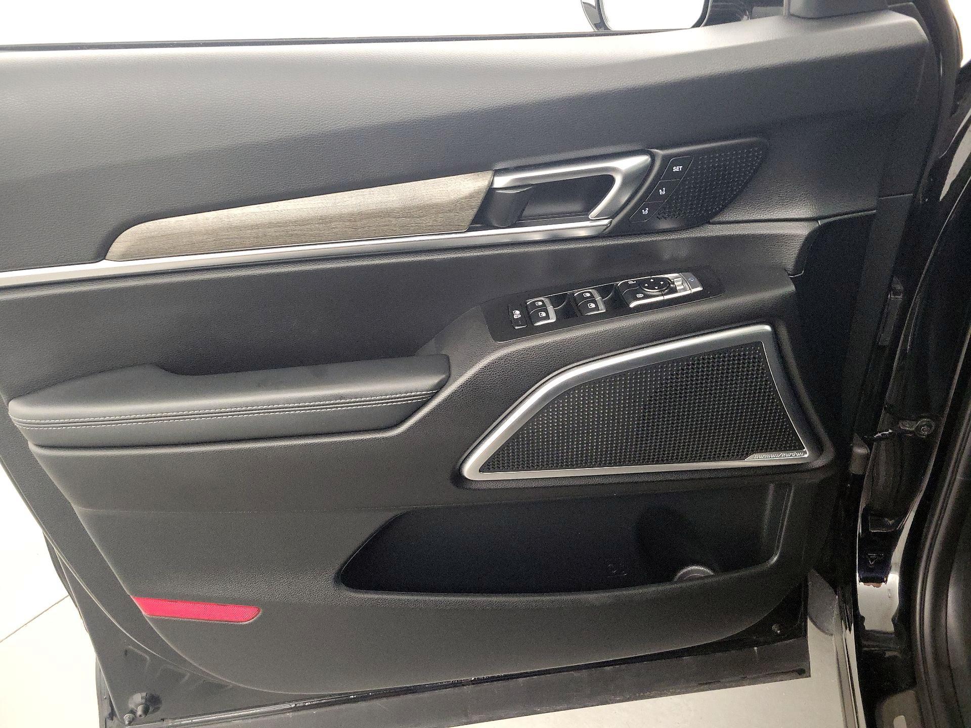 Thumbnail: 2022 Kia Telluride - 12