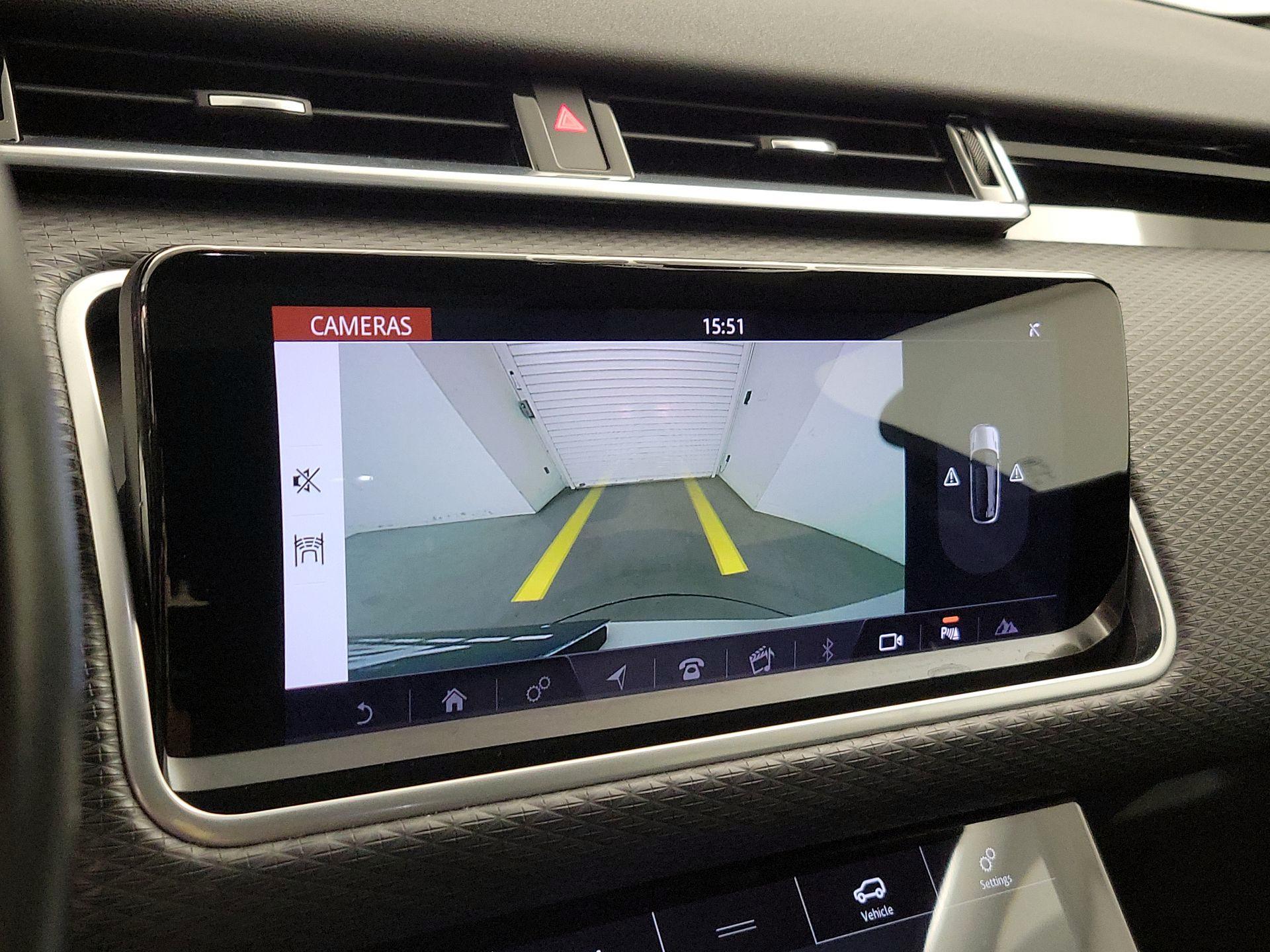 Thumbnail: 2018 Land Rover Range Rover Velar - 15