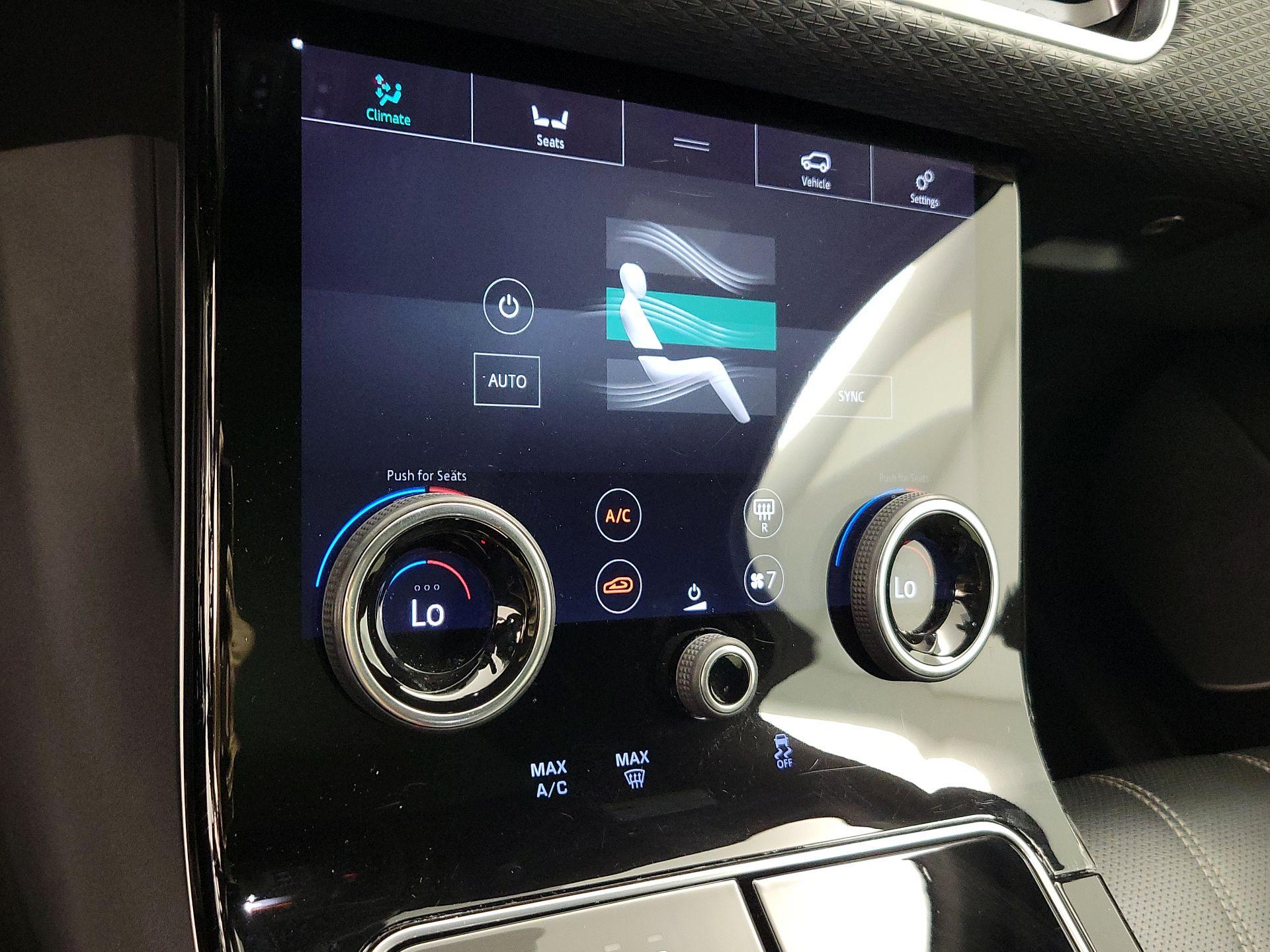 Thumbnail: 2018 Land Rover Range Rover Velar - 17