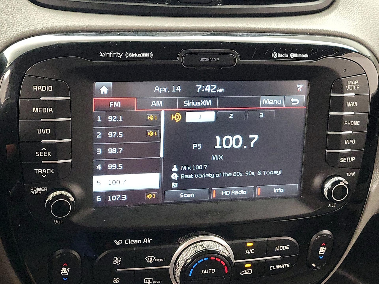 2016 Kia Soul + - Photo 17