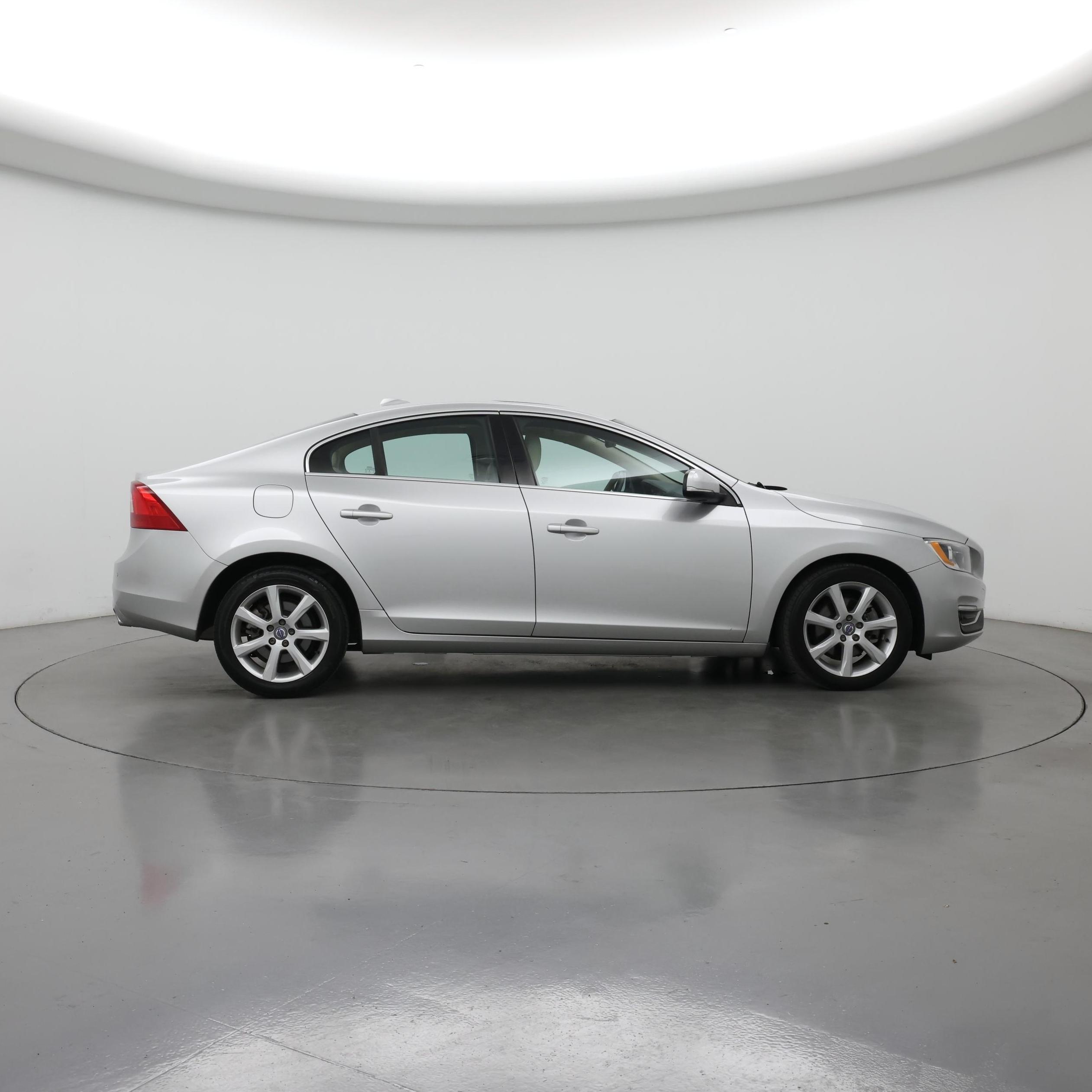 Thumbnail: 2016 Volvo S60 - 7