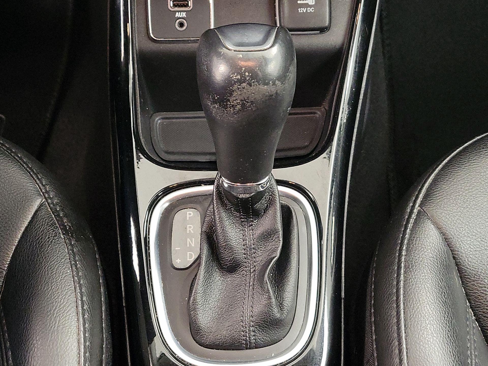 Thumbnail: 2021 Jeep Compass - 17