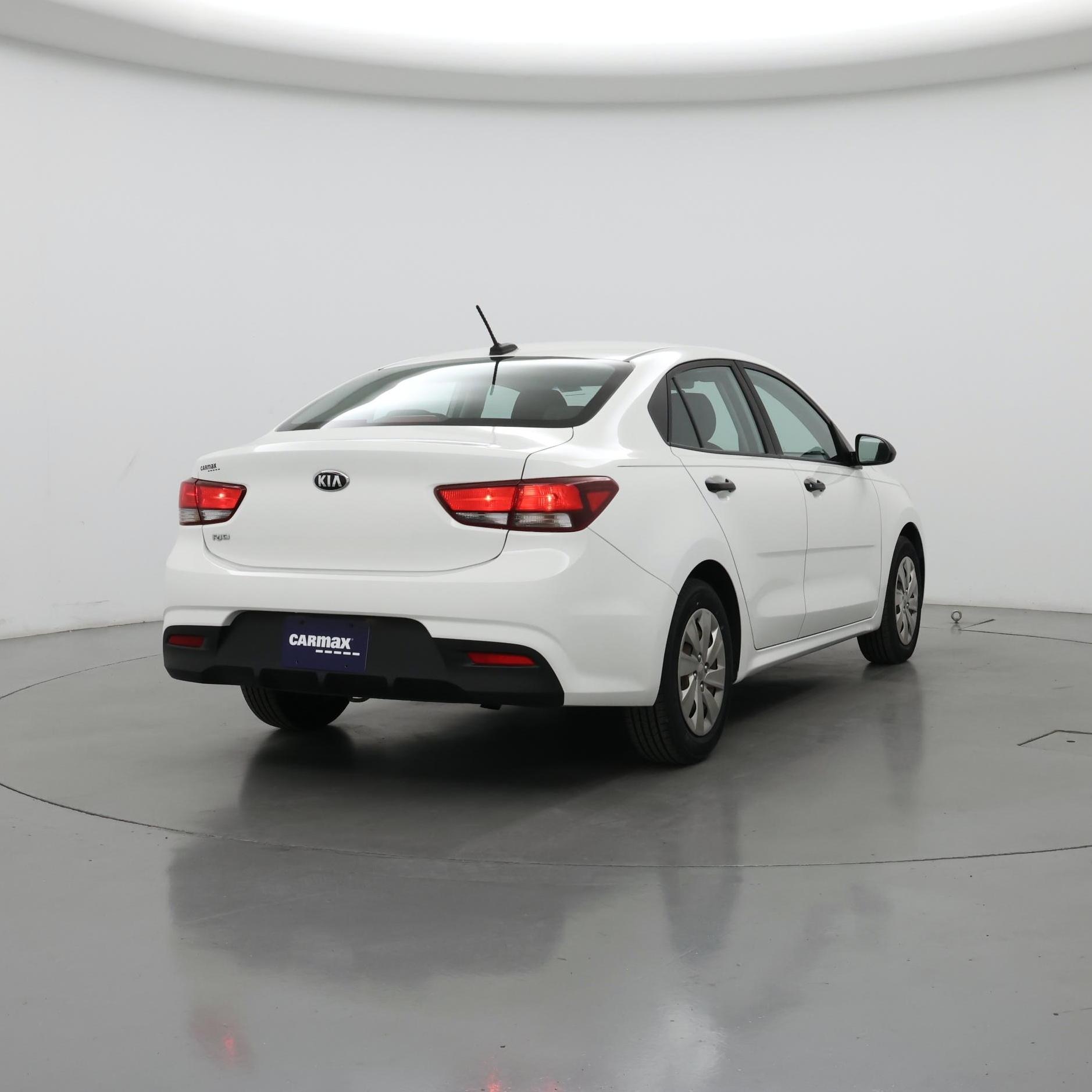 Thumbnail: 2018 Kia Rio - 8